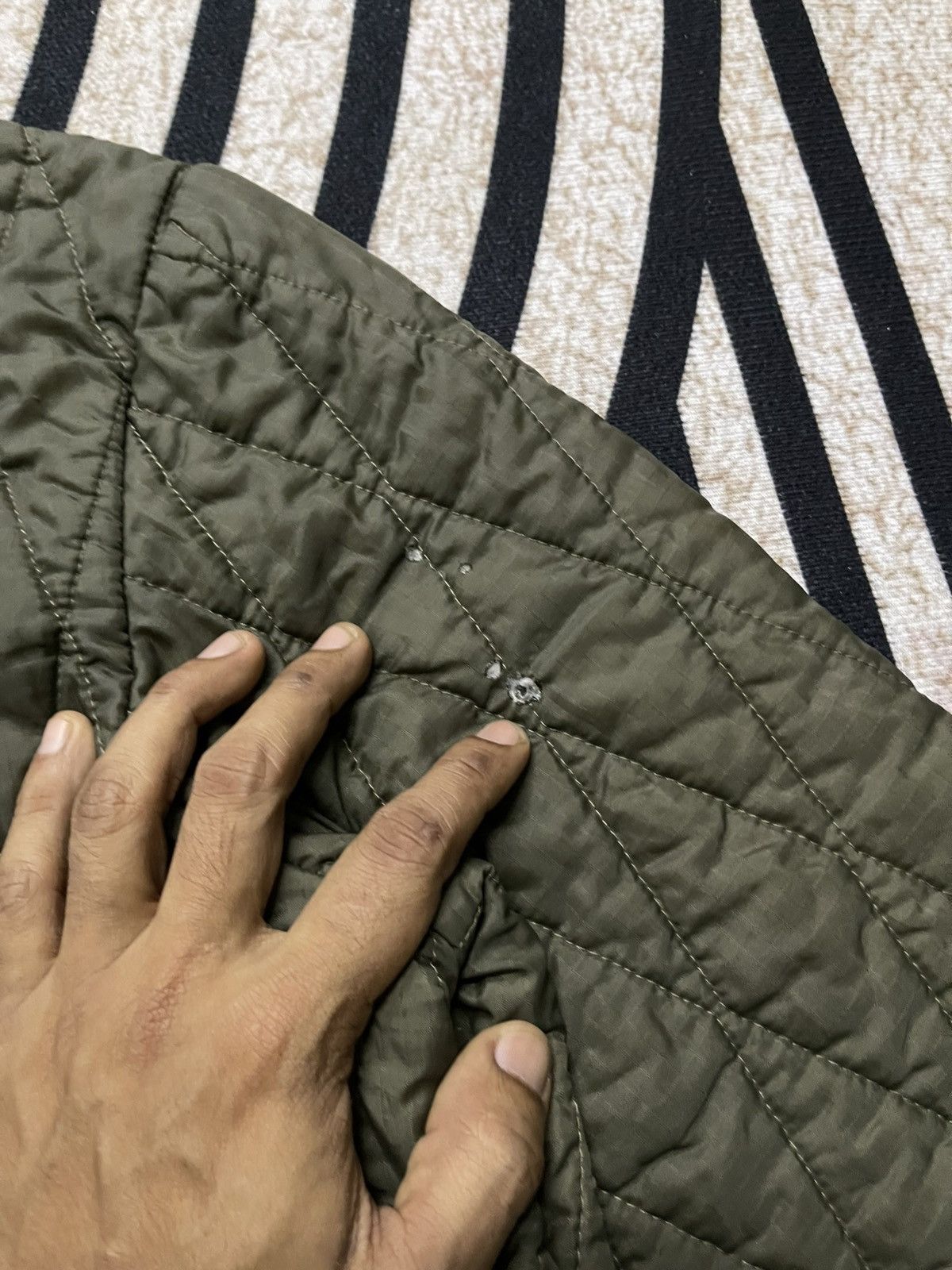 Vintage 1993 INNER ARMY QUILTED LIGHT JACKET Size US L / EU 52-54 / 3 - 7 Thumbnail