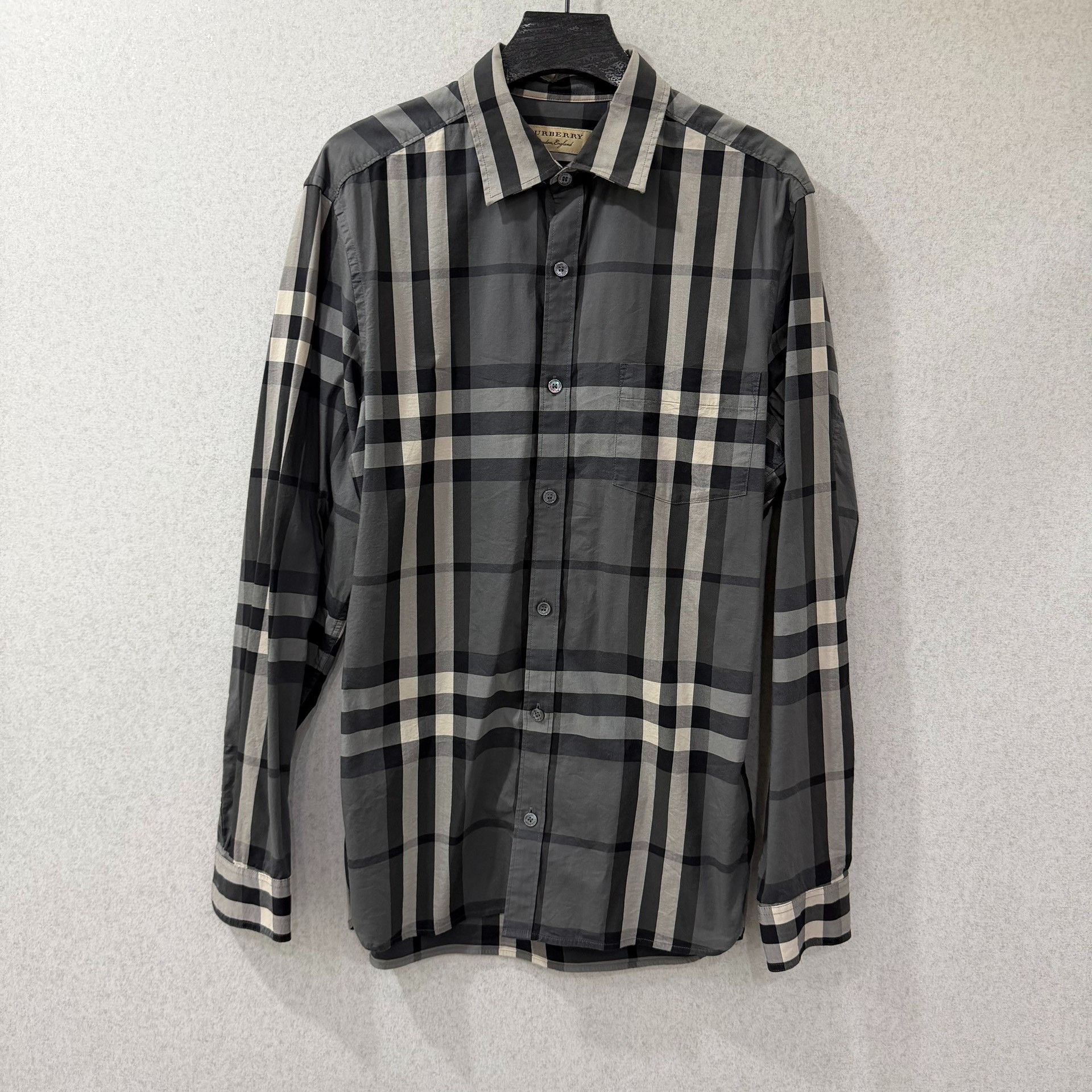 Burberry Burberry Plaid Gray Shirt s Men Size US S / EU 44-46 / 1 - 1 Thumbnail