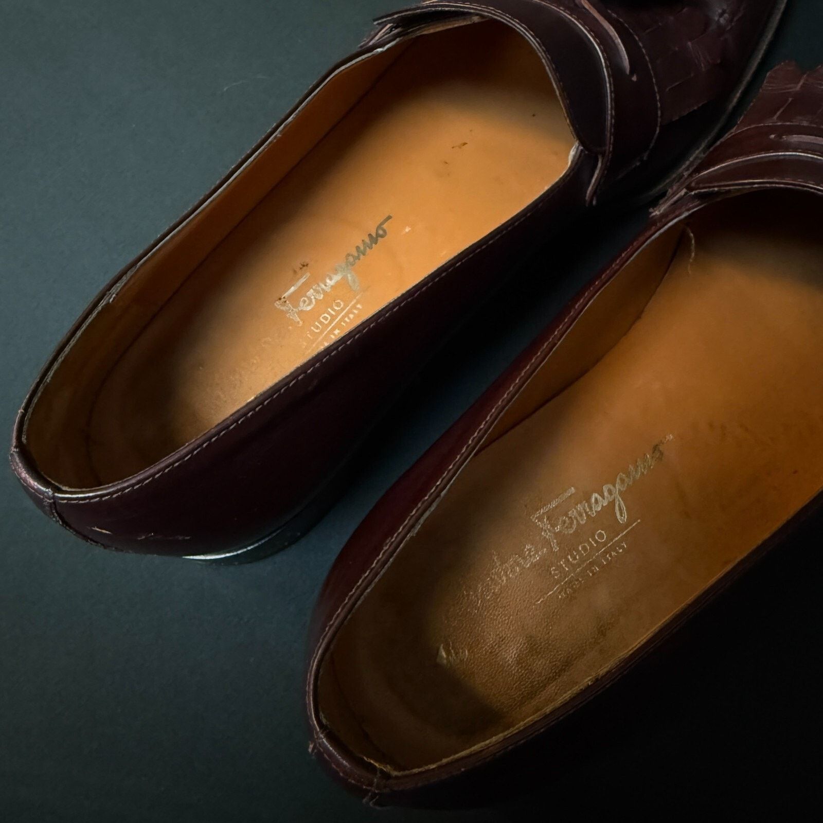 Salvatore Ferragamo Men's Salvatore Ferragamo burgundy Tasseled Loafers Size 9.5 Size US 9.5 / EU 42-43 - 17 Thumbnail