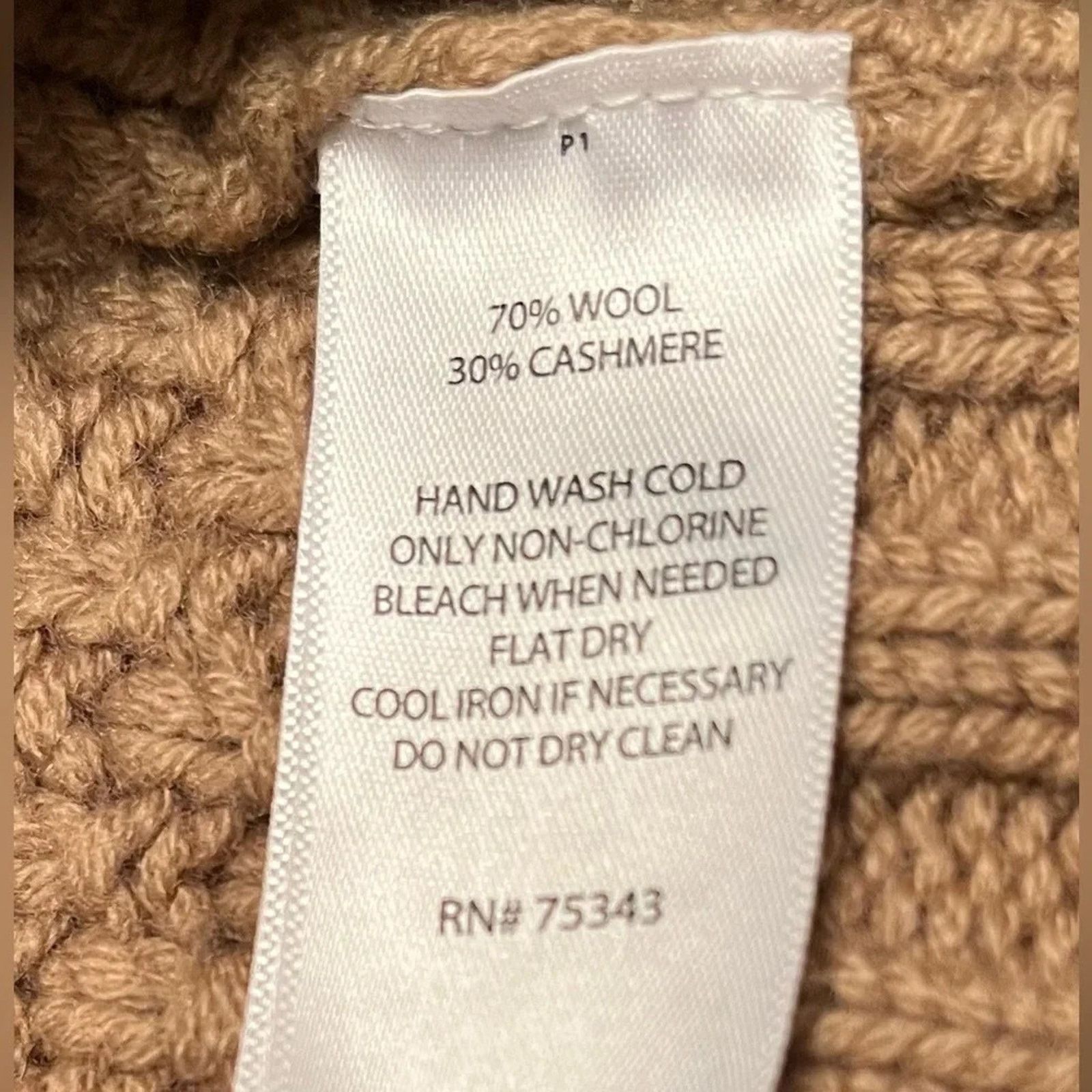 Elie Tahari Tahari pure luxe open front knit cardigan, size Medium. Size M / US 6-8 / IT 42-44 - 4 Thumbnail