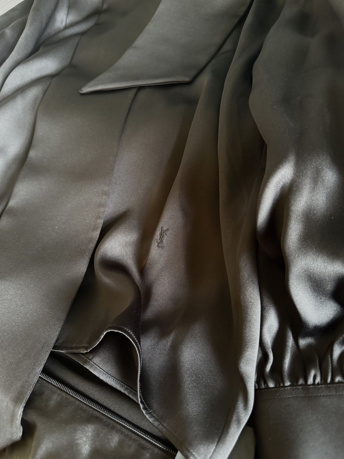 Saint Laurent Paris FW23 Saint Laurent Silk Lavalliere-Neck Shirt Noir Size US S / EU 44-46 / 1 - 10 Thumbnail
