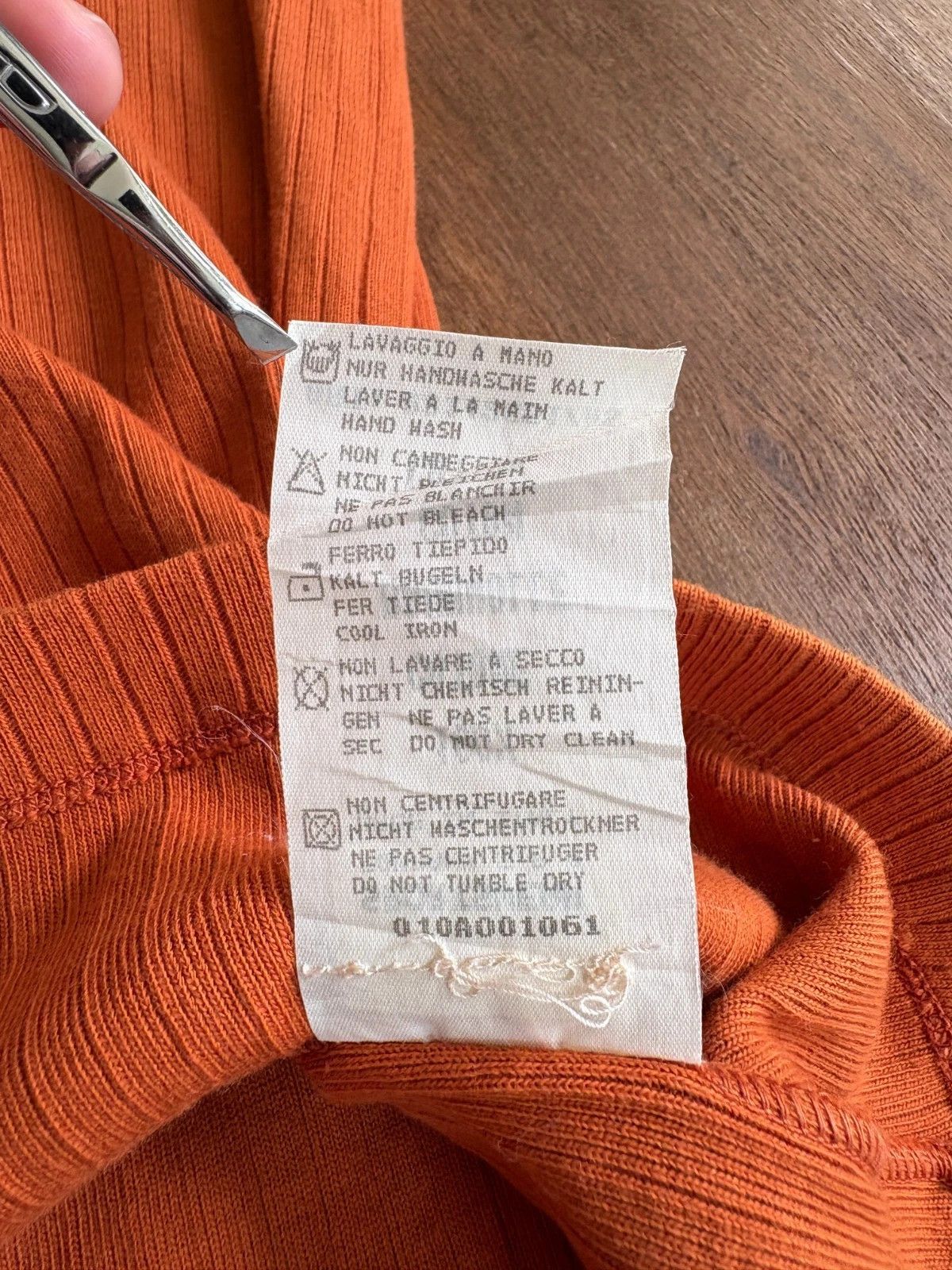 C.P. Company C.P. COMPANY Vintage Made in Italy V Neck Tee Size US L / EU 52-54 / 3 - 6 Thumbnail