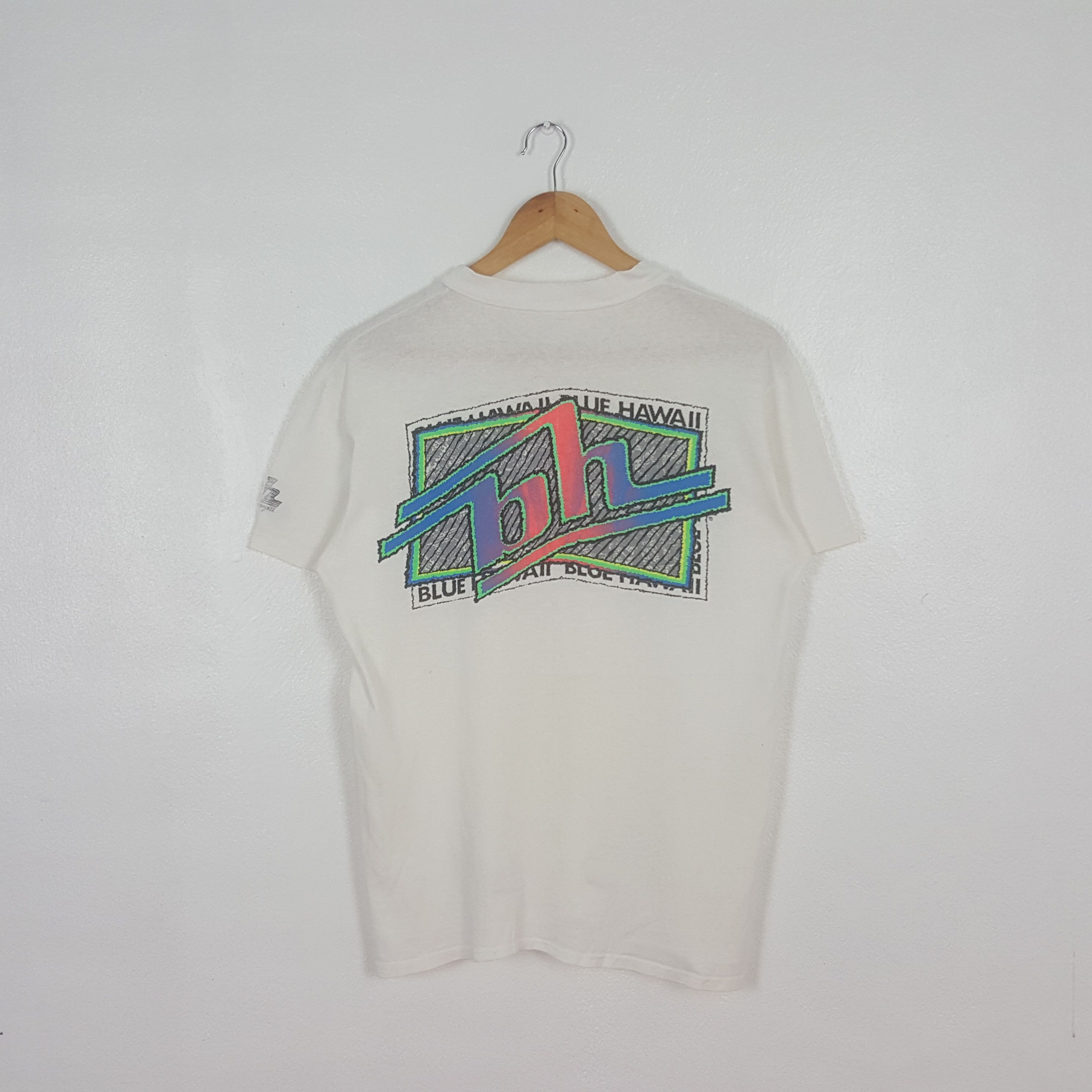 Vintage Vintage Blue Hawaii Surf Style Tshirt C312N21 Size US M / EU 48-50 / 2 - 1 Thumbnail