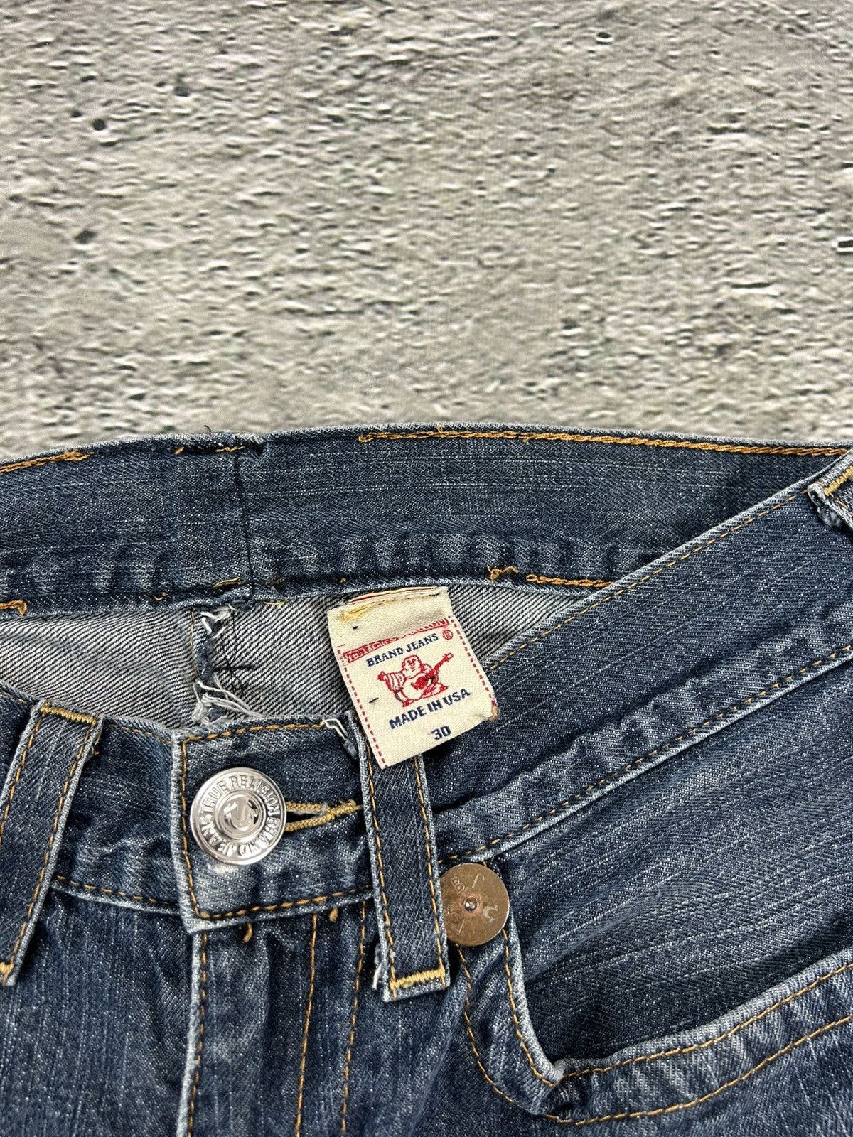 True Religion × Vintage True Religion vintage blue jeans big logo painted black Y2K Size US 29 - 9 Thumbnail