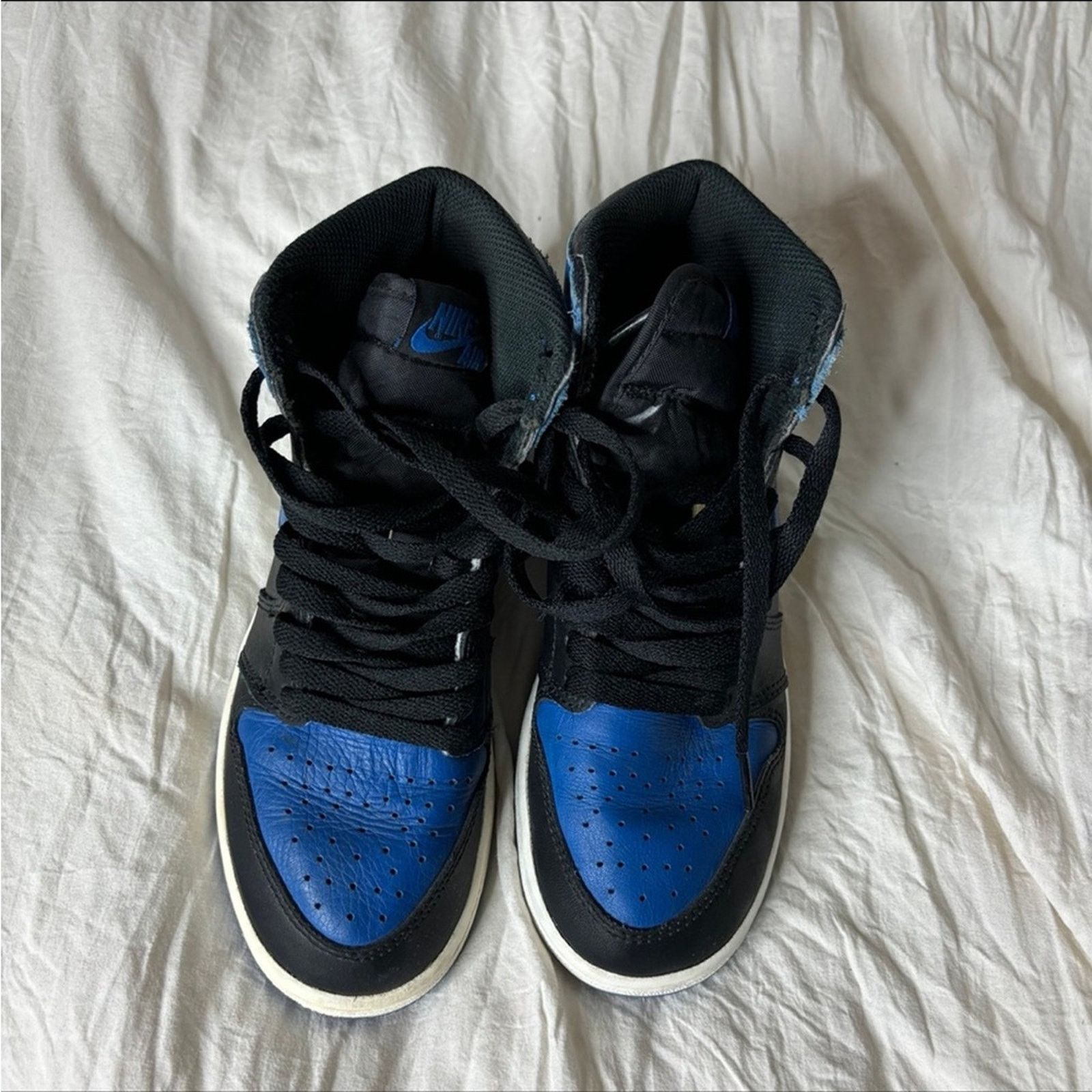 Nike Nike Air Jordan 1 Royal Blue 2017 Retro OG Size US 4 / IT 34 - 3 Thumbnail