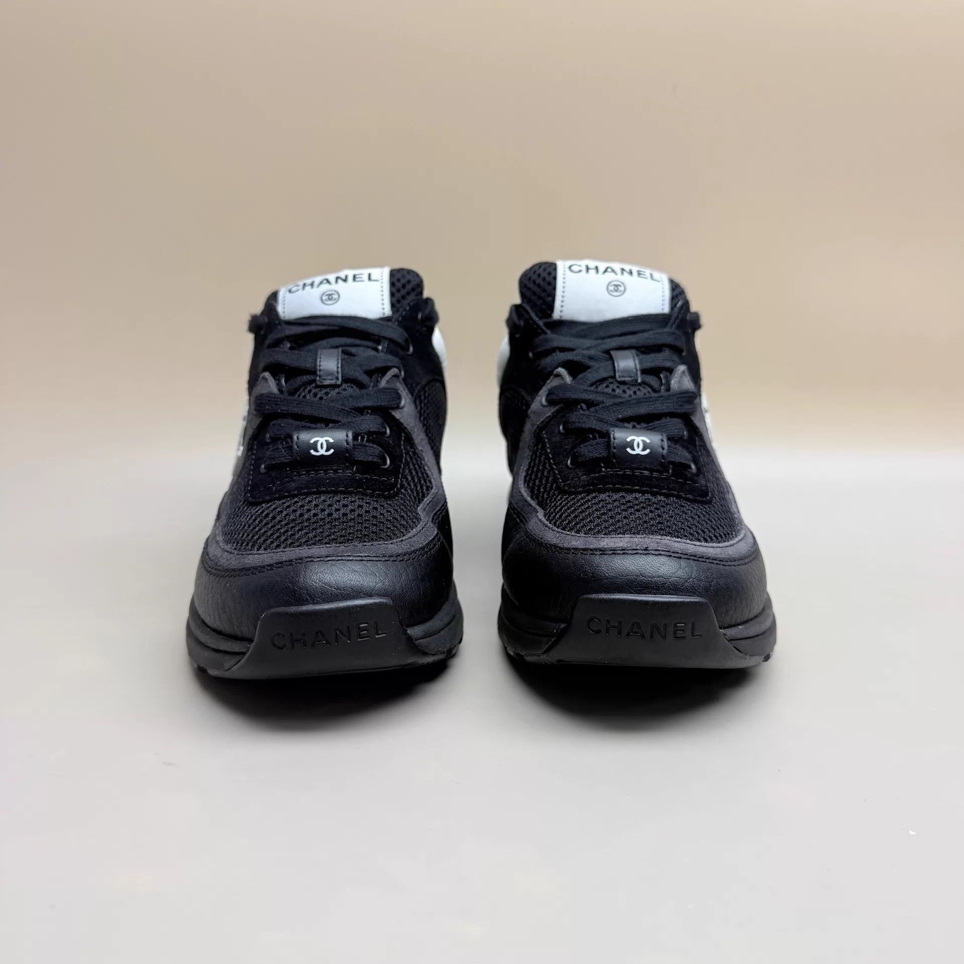 Chanel CHANEL Panda CC Sneaker 36 99 New Missing Tag Size US 5.5 / IT 35.5 - 2 Thumbnail