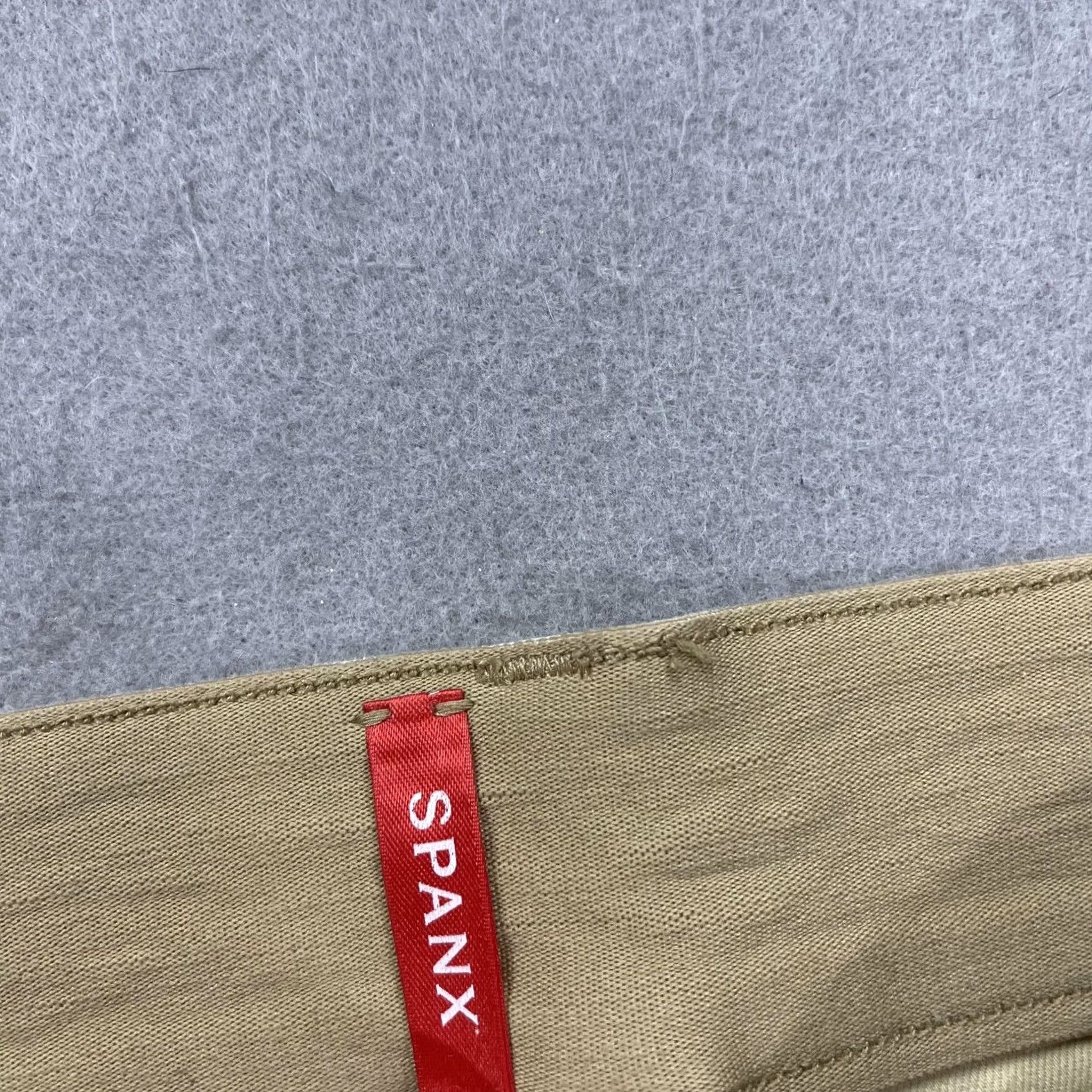 Spanx Spanx Pants Womens Small Beige Cropped Wide Leg Twill Pockets Relaxed Size 28" / US 6 / IT 42 - 5 Thumbnail