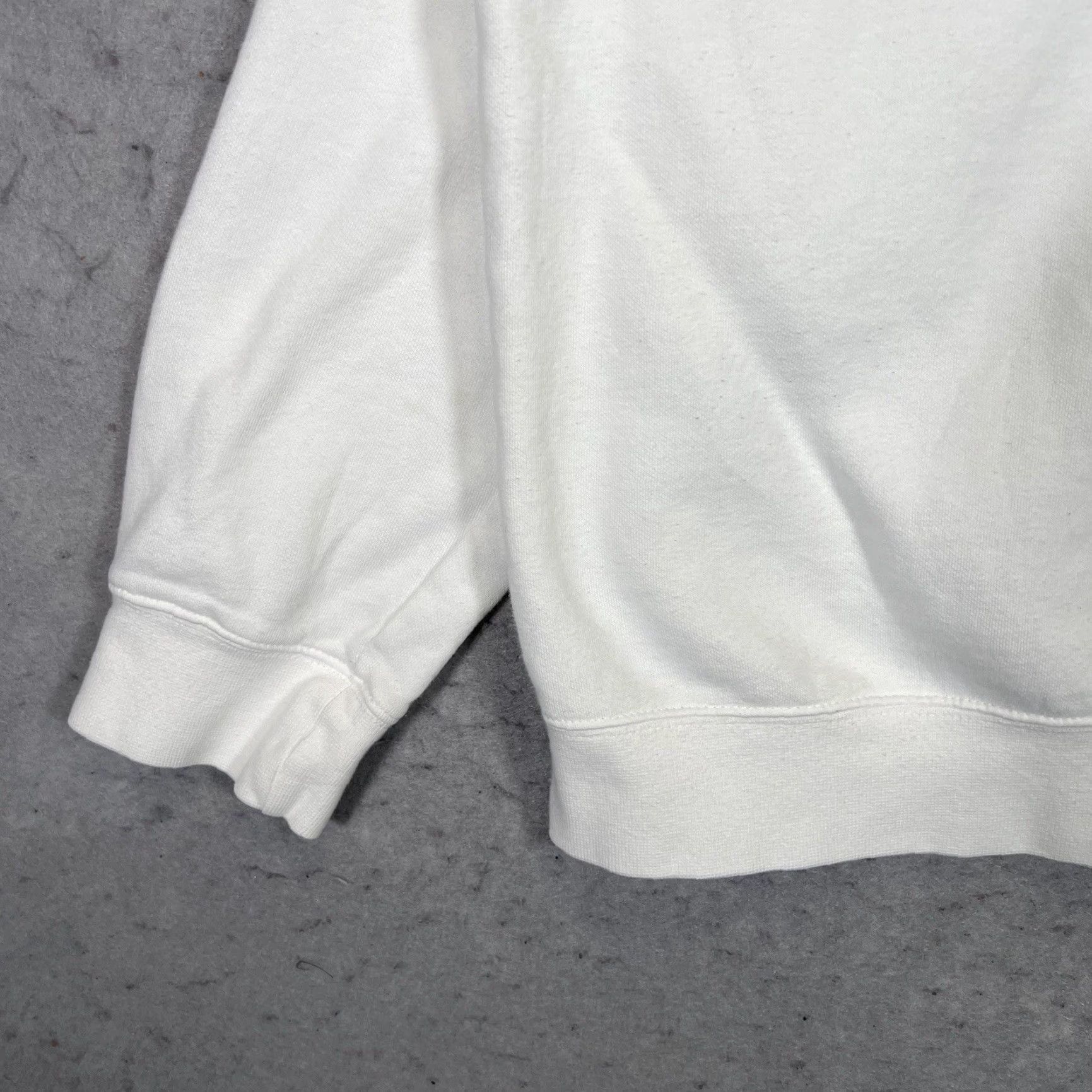 Nike VINTAGE Nike Sweatshirt 90s White Crewneck Adult XL Rose Gold Swoosh Mens Size US XL / EU 56 / 4 - 5 Thumbnail