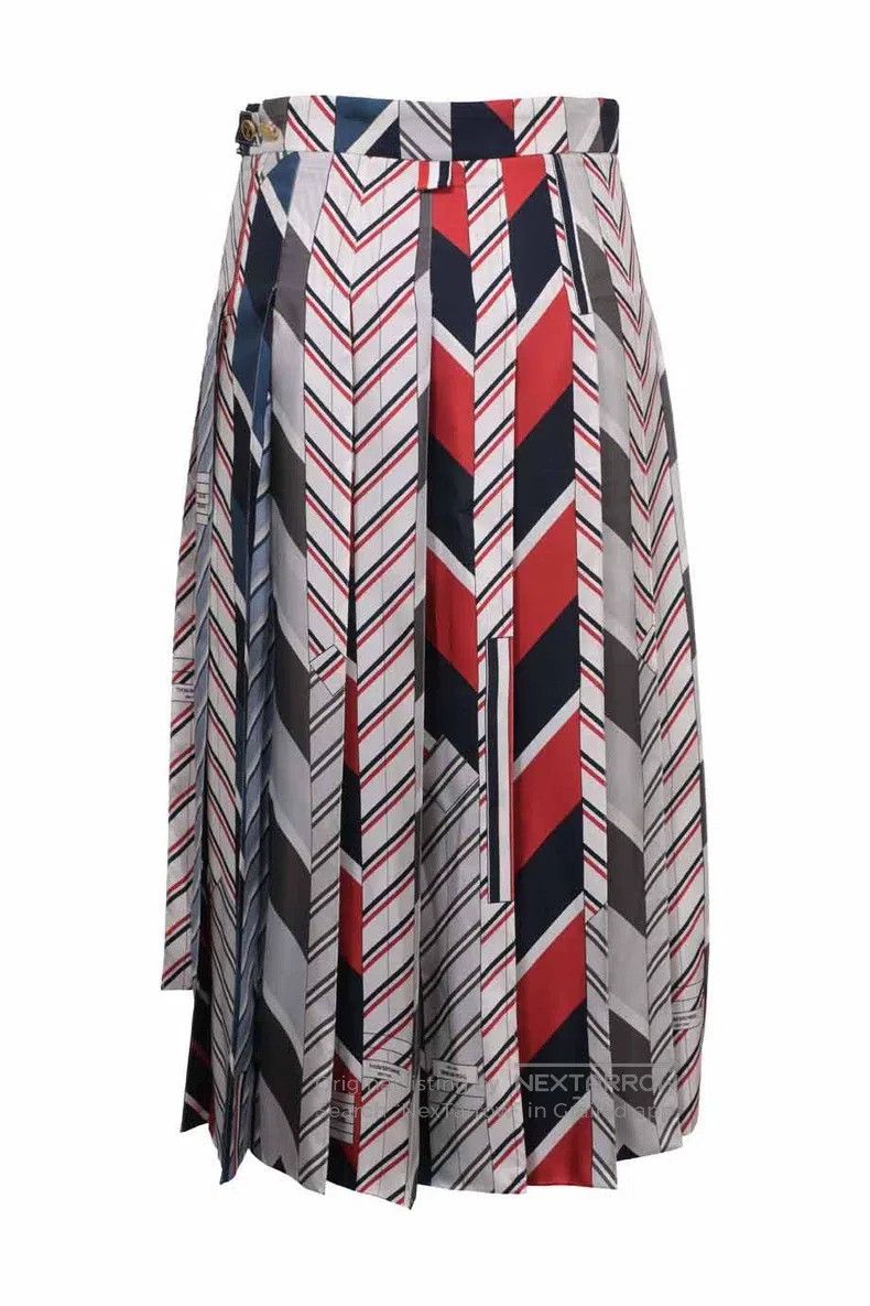 Thom Browne Thom Browne Silk Pleated Skirt Size 26" / US 2 / IT 38 - 2 Thumbnail