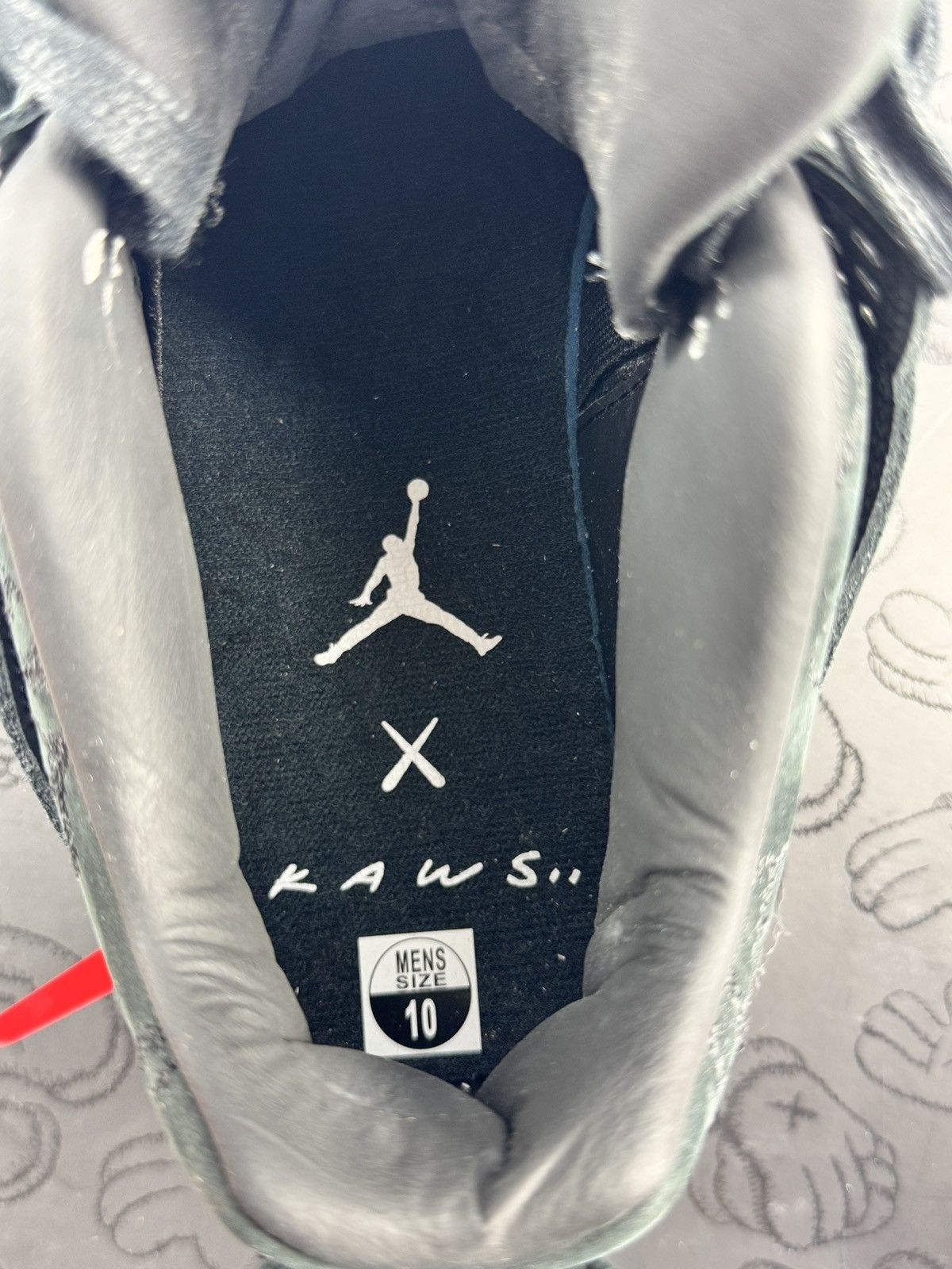Jordan Brand × Kaws JORDAN 4 x KAWS SNEAKERS Size US 10 / EU 43 - 11 Thumbnail