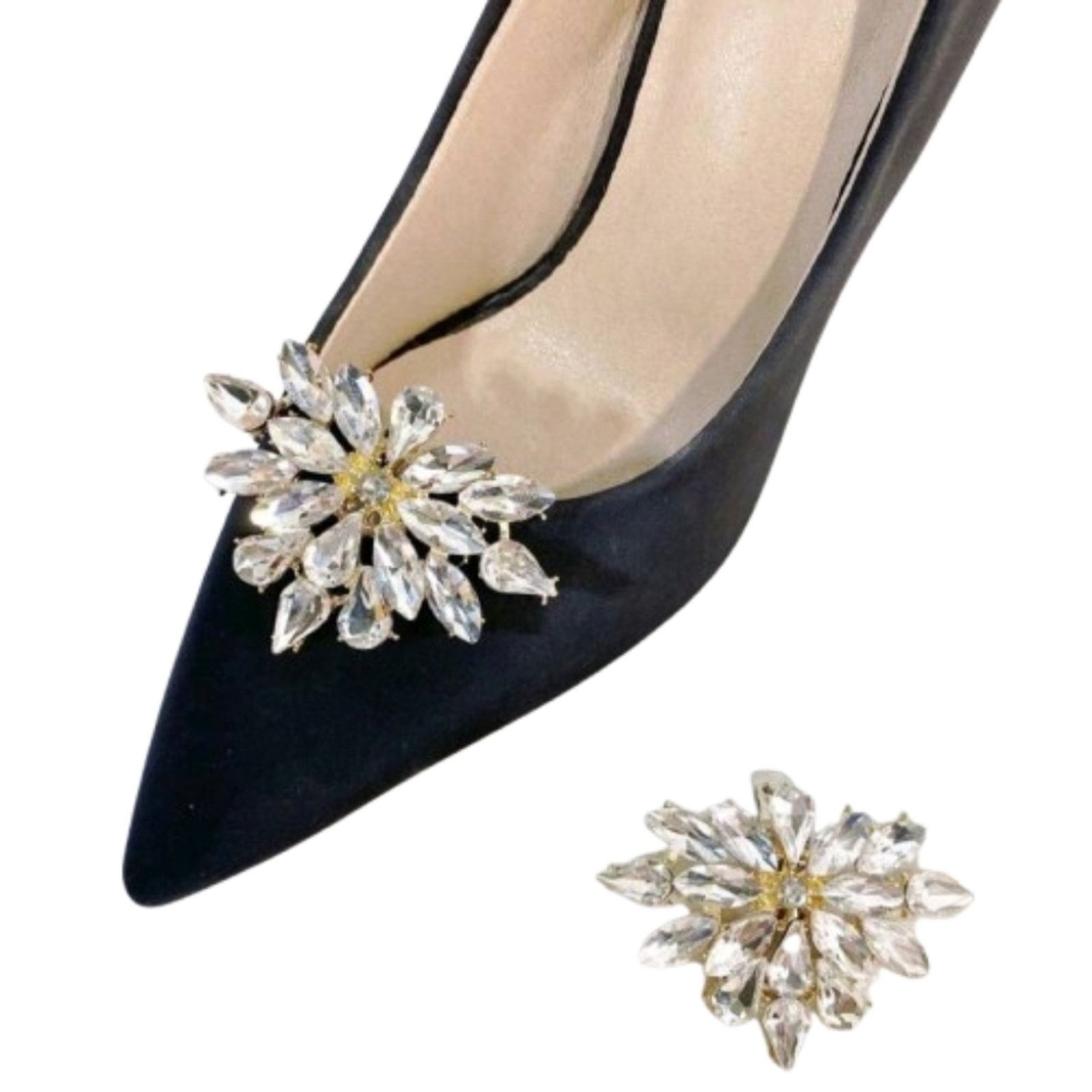 Other ELEGANT ☆ CRYSTAL & GOLDTONE ☆ FLOWER SHOE CLIPS ☆ NIP Size US 4.5 / IT 34.5 - 5 Thumbnail