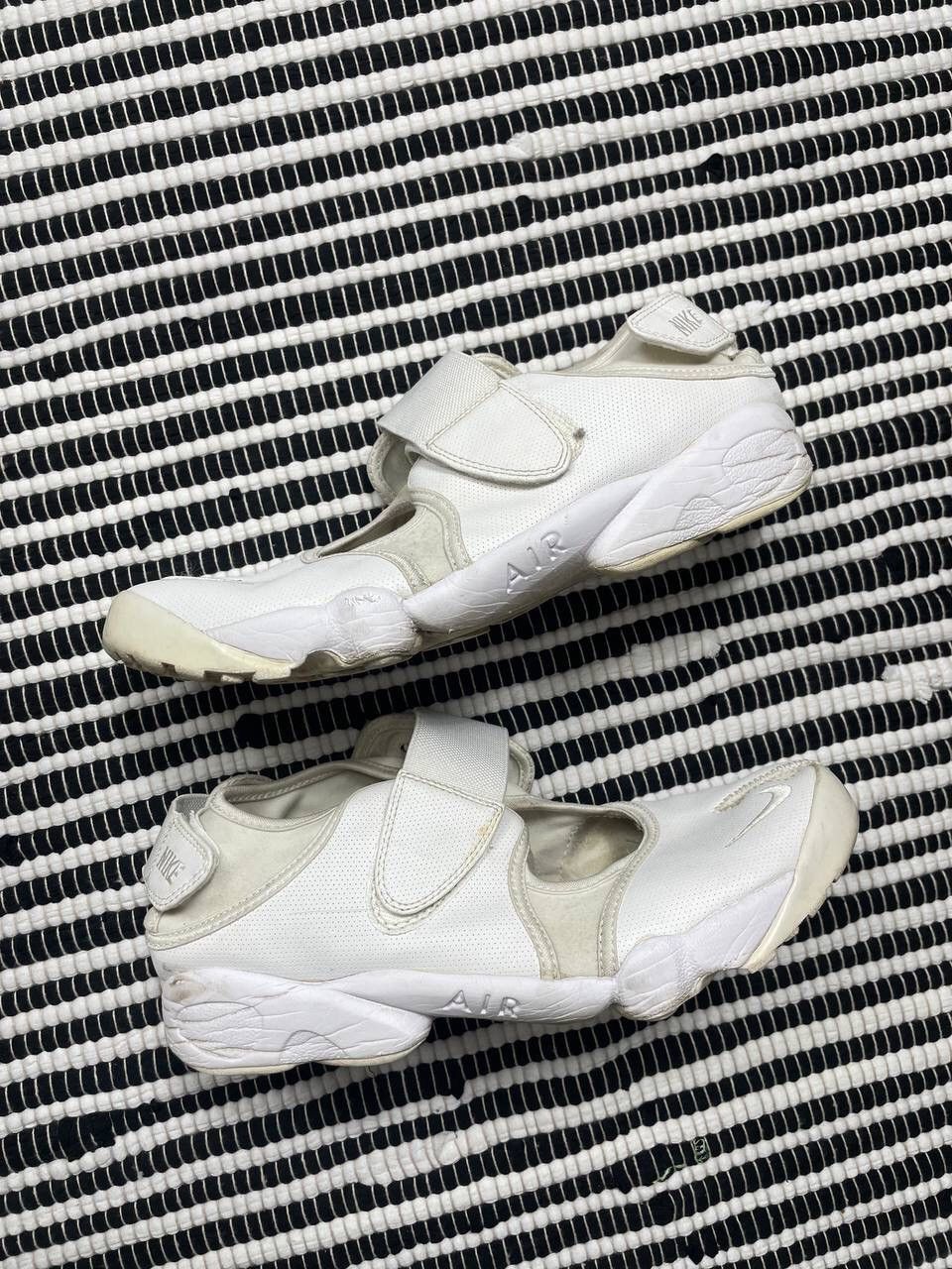 Japanese Brand × Nike × Vintage Vintage Nike Rift Tabi Style Sandals Sneakers Y2K Size US 9 / EU 42 - 3 Thumbnail