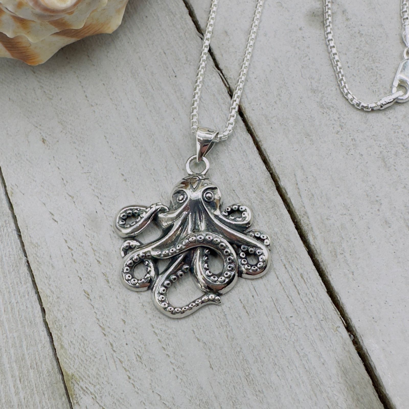 The Unbranded Brand Octopus Sterling Silver Necklace Rounded Box Chain Size ONE SIZE - 3 Thumbnail