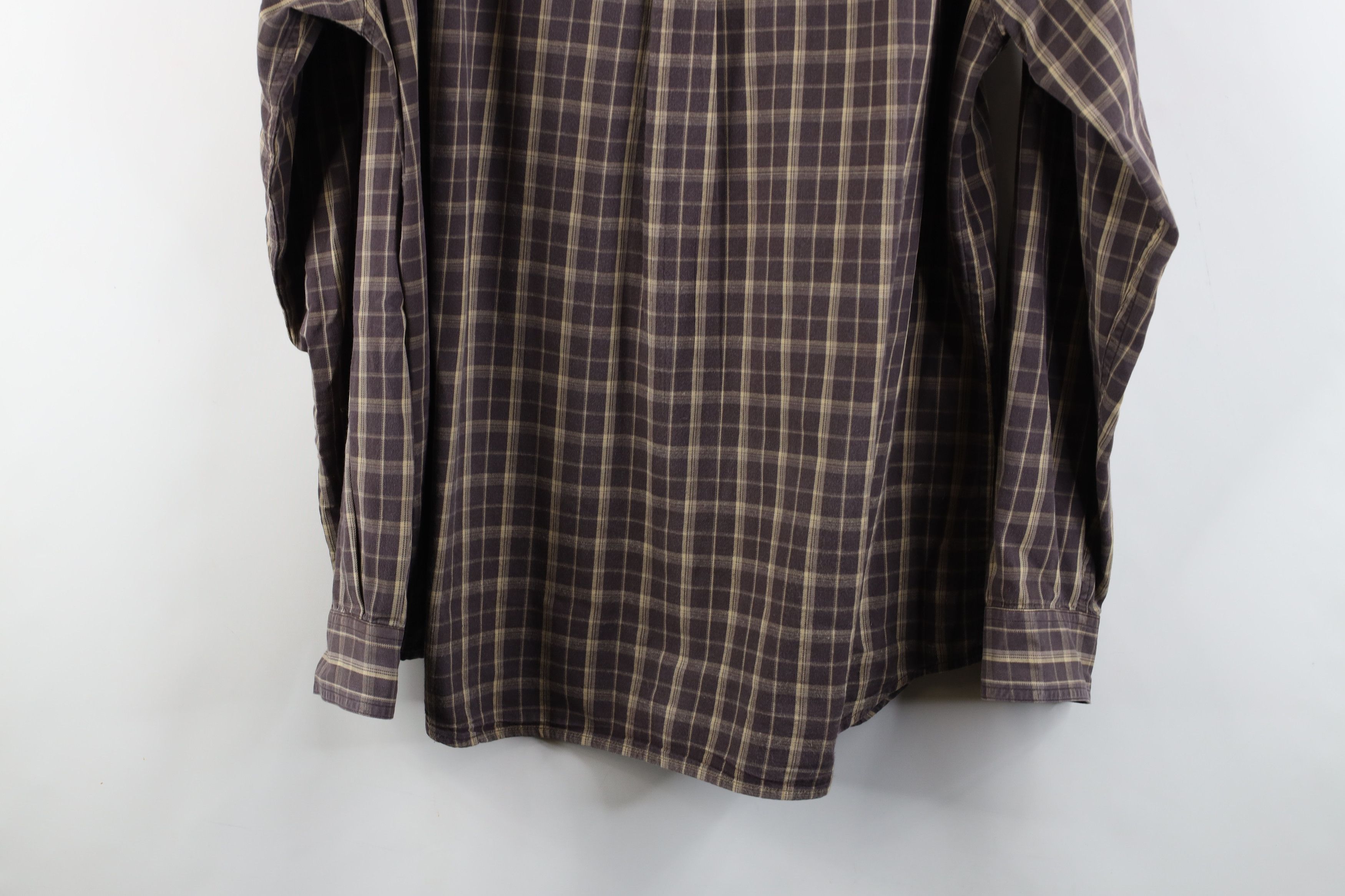 Columbia × Vintage Vintage Columbia Spell Out Collared Button Down Shirt Plaid Size US M / EU 48-50 / 2 - 14 Thumbnail