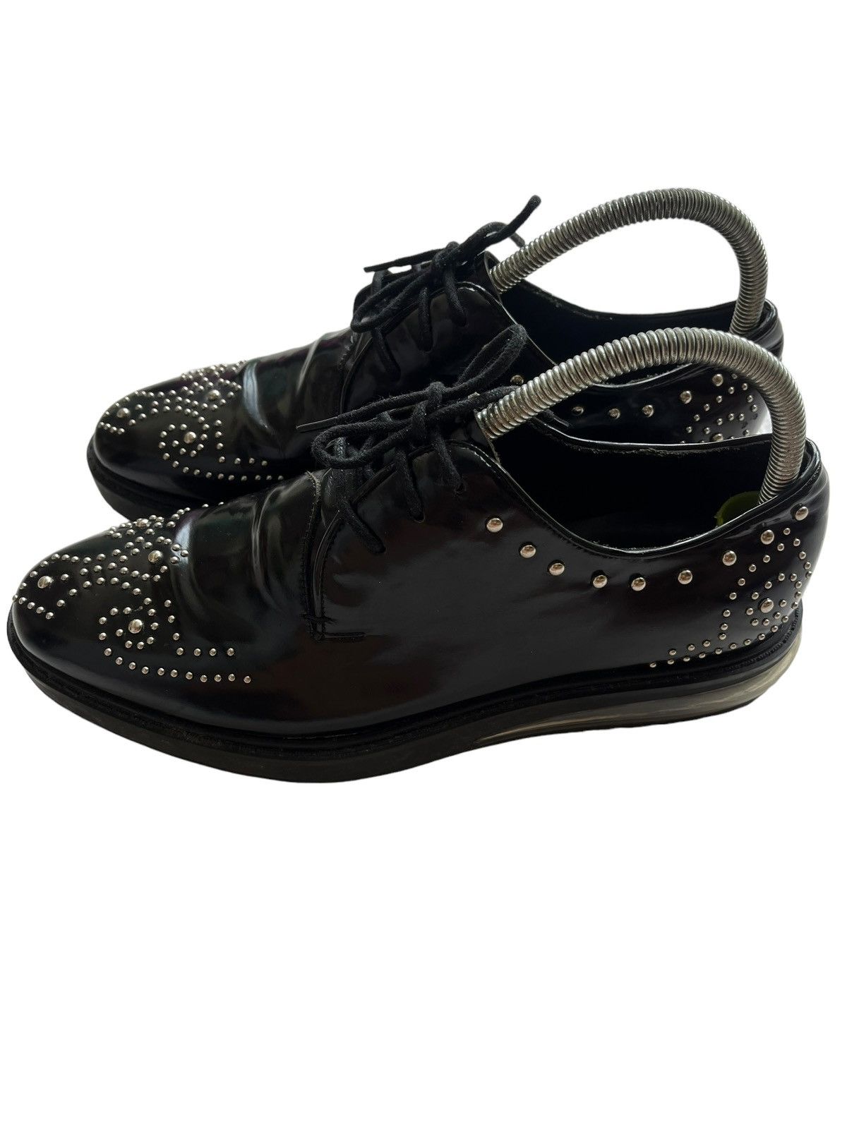 Prada Fancy Prada Oxford Wingtip Black Spazzolato Leather Size US 7 / EU 40 - 4 Thumbnail