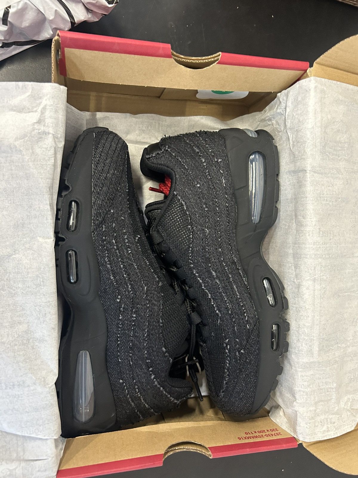 Nike Airmax 95 x Levis Size US 7 / EU 40 - 5 Thumbnail