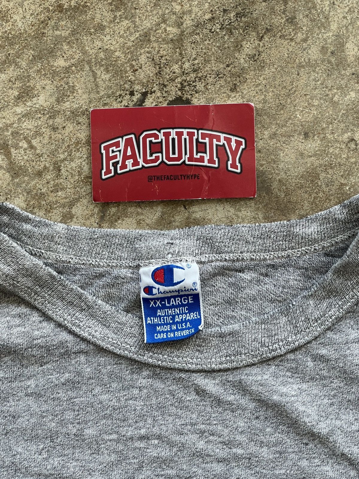 NCAA Vintage University of Notre Dame Tee USA made champion XL Size US XXL / EU 58 / 5 - 3 Thumbnail