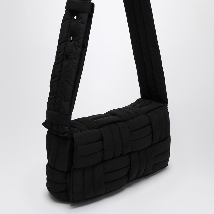 Bottega Veneta o1d2blof0226 Size: OS / Cassette Bag in Black Size ONE SIZE - 6 Thumbnail