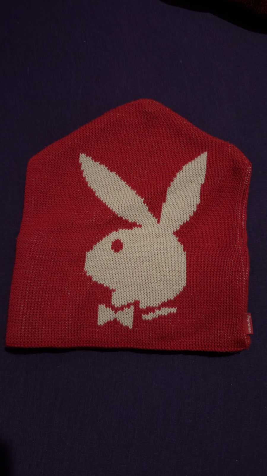 Playboy × Supreme Supreme X Playboy S/S 2011 Red Beanie Size ONE SIZE - 1 Thumbnail