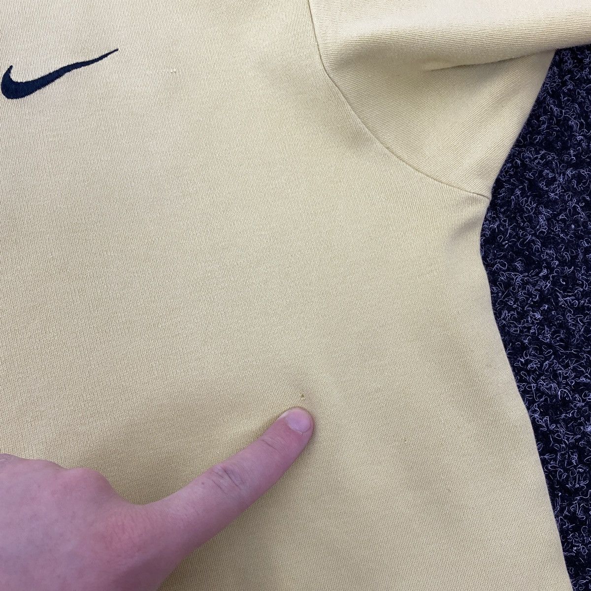 Vintage VINTAGE NIKE POLO 90s yellow Size US XL / EU 56 / 4 - 4 Thumbnail