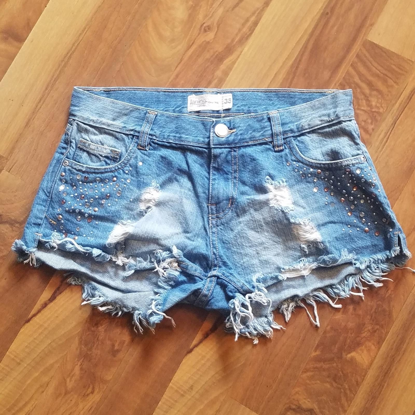Designer Janina Distressed Shorts Size 8 Size 30" / US 8 / IT 44 - 1 Thumbnail