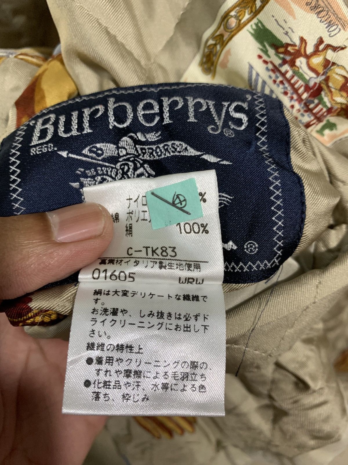 Burberry 🔥VTG BURBERRY EQUESTRIAN GRAPHIC PRINT QUILTED JACKET Size US M / EU 48-50 / 2 - 7 Thumbnail