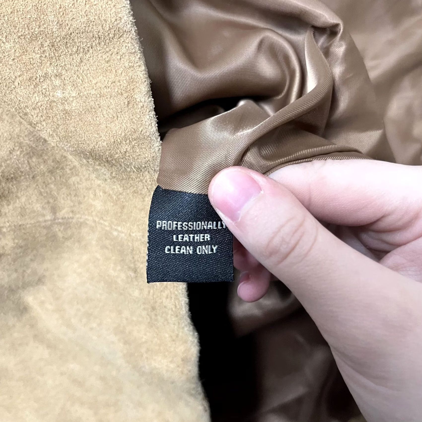 Vintage VINTAGE Relativity Coat Womens L Beige Suede Leather Button Front Lined Mid Length Size L / US 10 / IT 46 - 7 Thumbnail