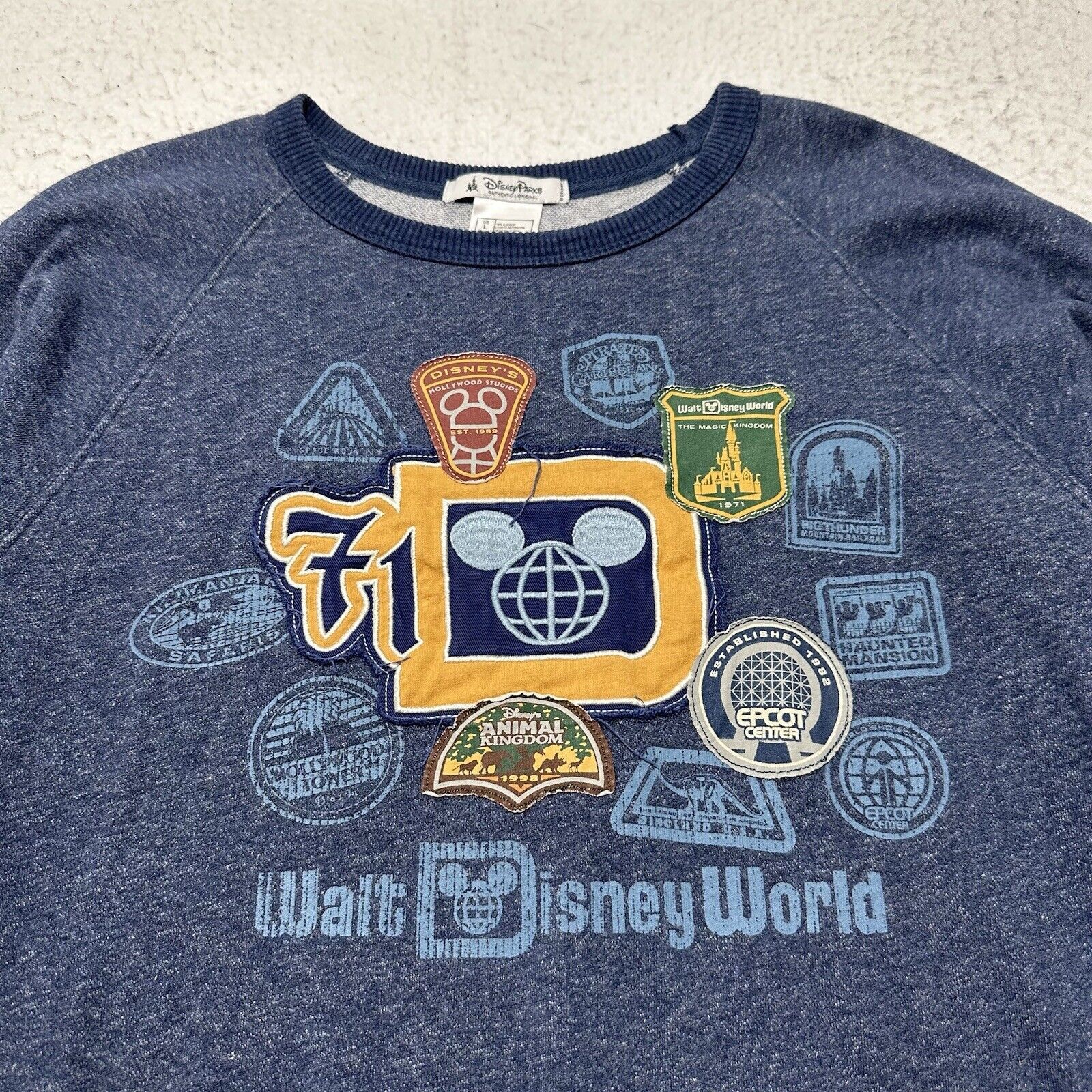 Disney Disney Large Crewneck Sweater '71 Patch Crewneck Navy Blue Size US L / EU 52-54 / 3 - 2 Thumbnail