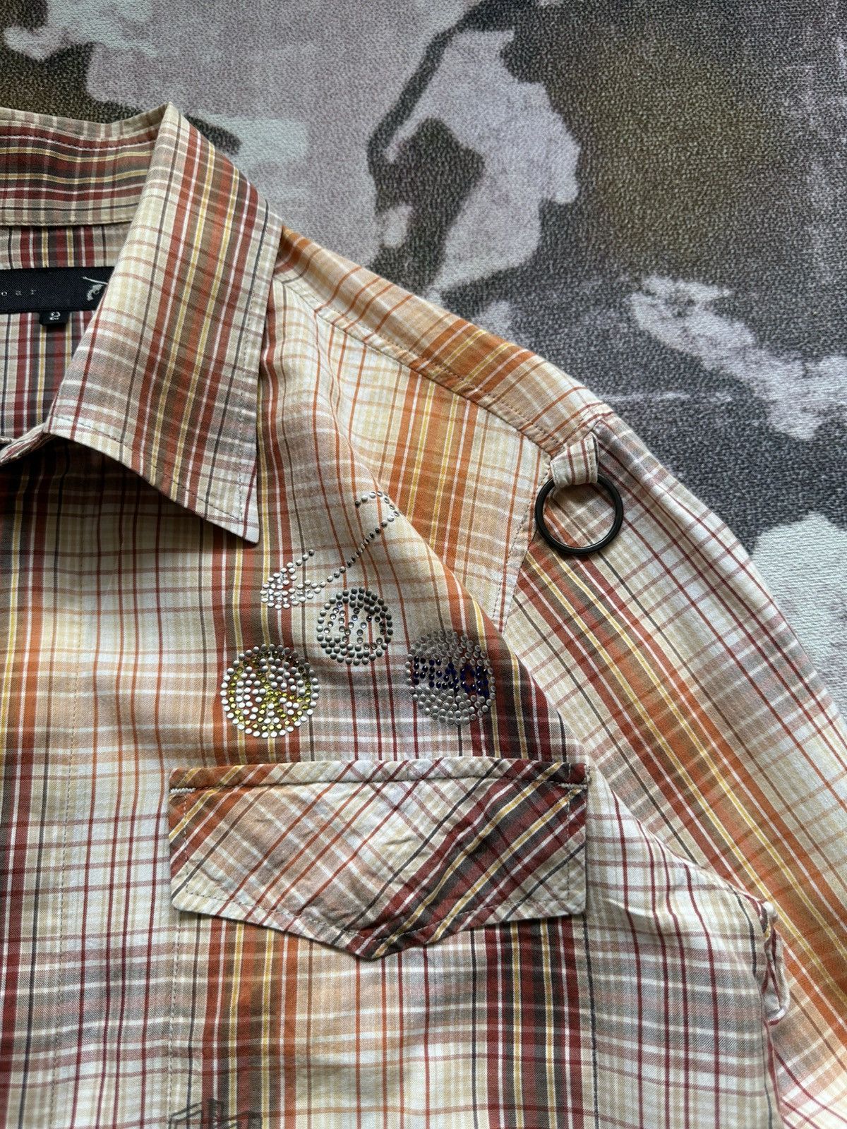 roarguns 2006SS - Roarguns “ Love & Peace “ shadow plaid shirt Size US M / EU 48-50 / 2 - 7 Thumbnail