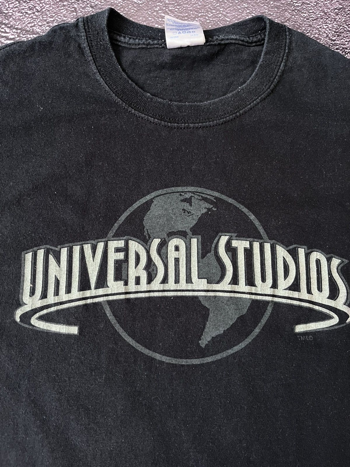 Universal Studios Vintage Universal Studios Y2K Black T-Shirt Size US S / EU 44-46 / 1 - 5 Thumbnail