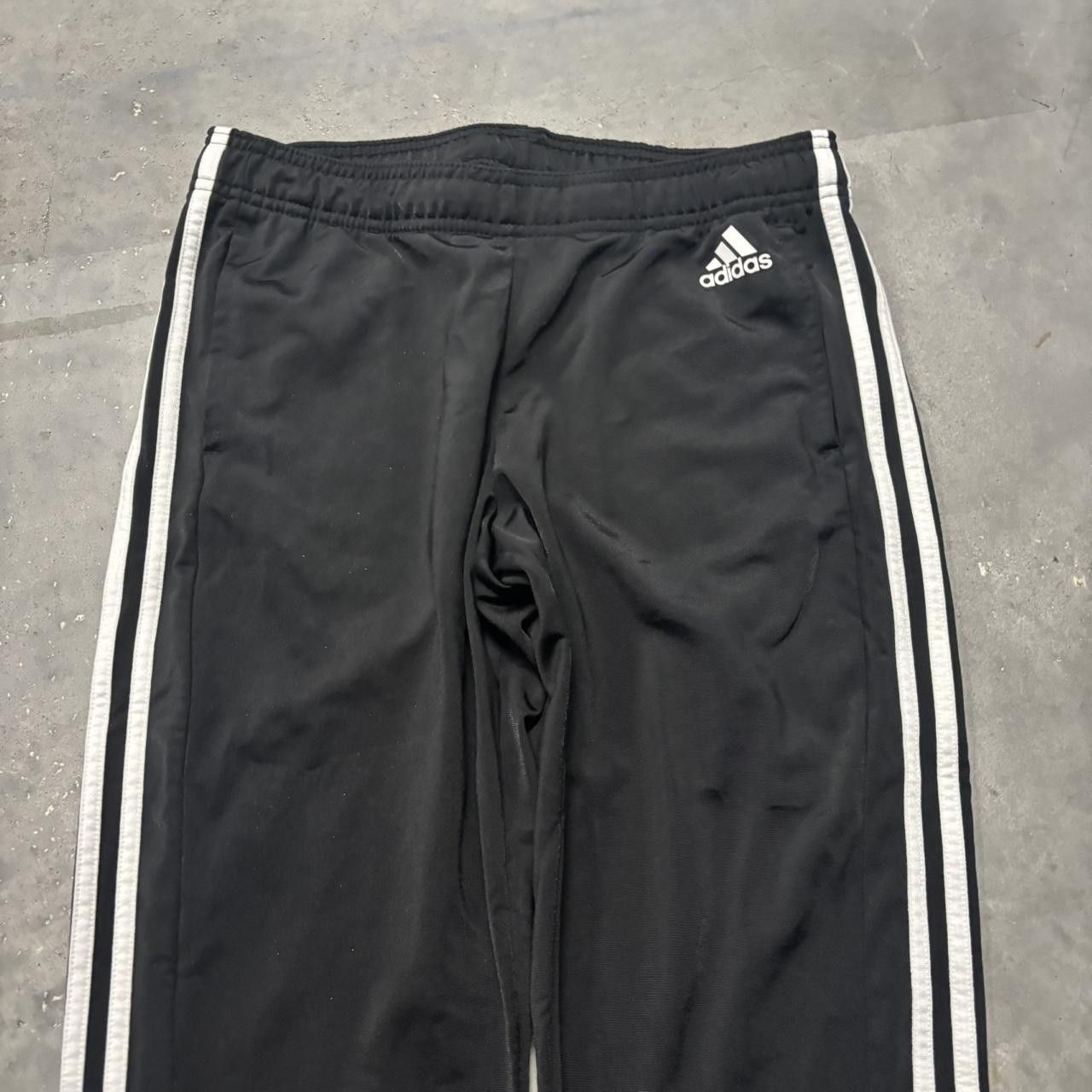 Adidas × Vintage Crazy Vintage Y2K/2000s Black Adidas Striped Streetwear Essential Track Pants! Size US 30 / EU 46 - 3 Thumbnail