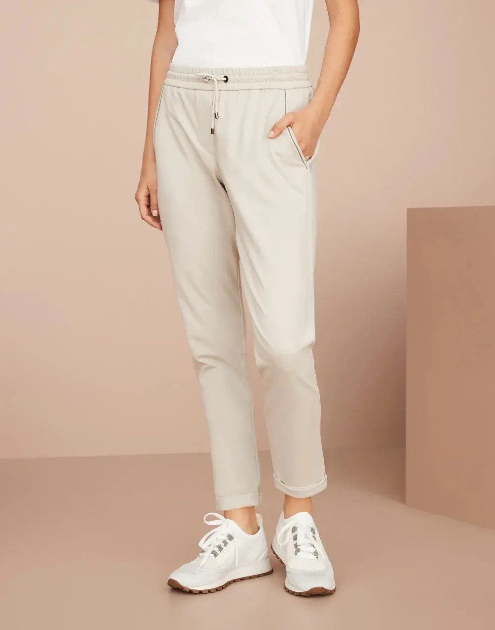 Brunello Cucinelli o1w1db10825 Woman Sport Pants in Open Grey Size 28" / US 6 / IT 42 - 1 Thumbnail
