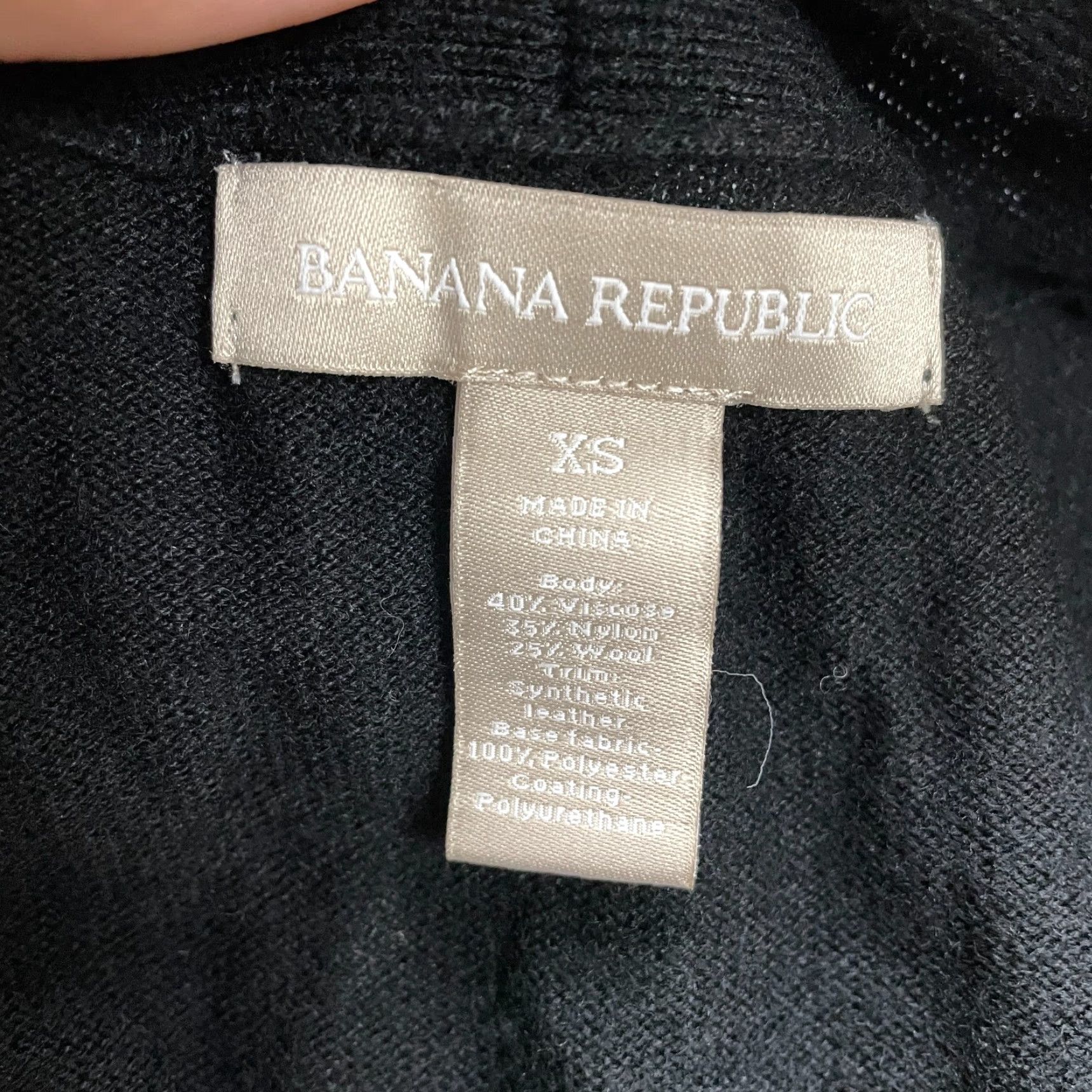 Banana Republic VINTAGE Banana Republic Women’s Sweater Cardigan XS Black Long Sleeve Knit Pockets Casual Women's Size XS / US 0-2 / IT 36-38 - 5 Thumbnail