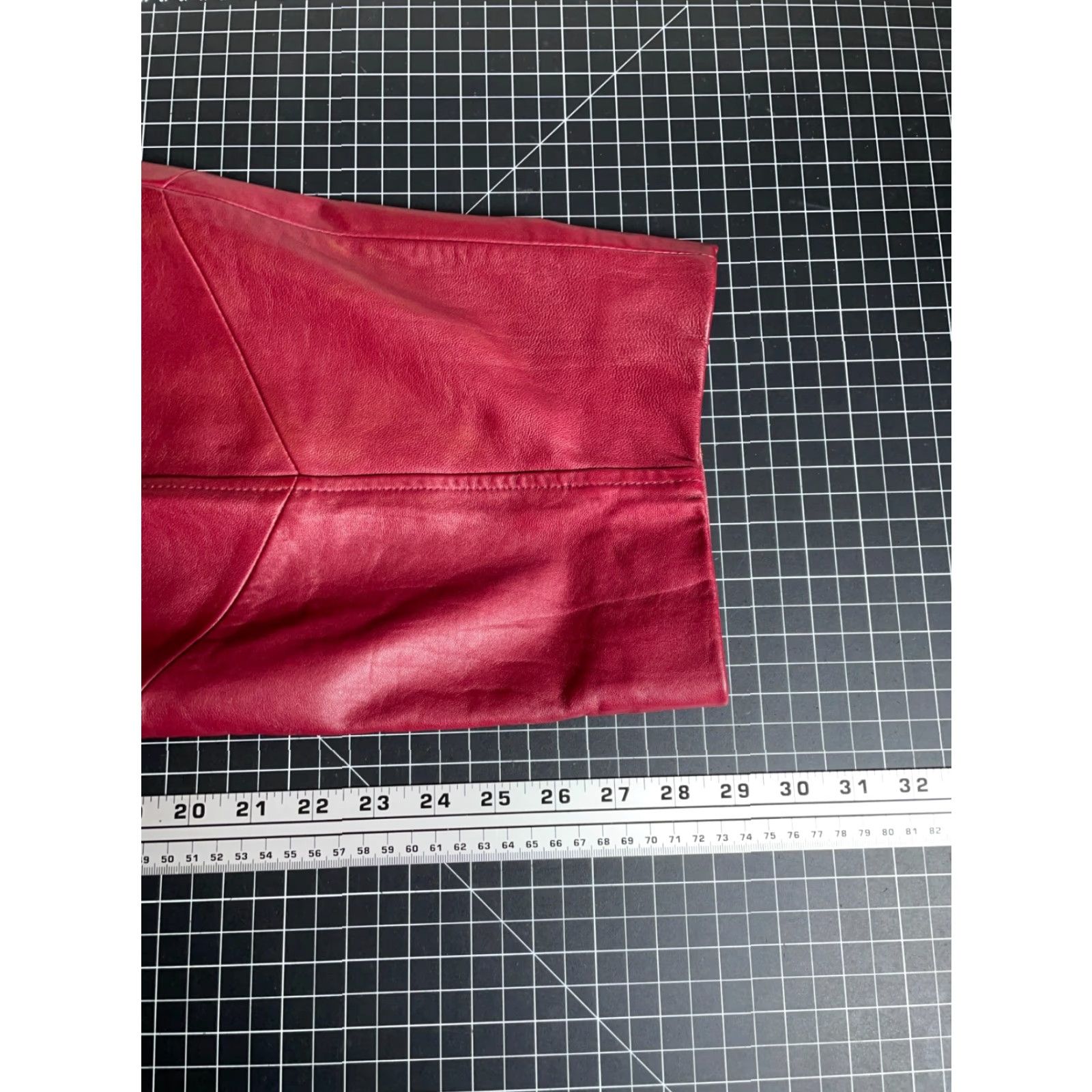 Vintage VINTAGE Saxony Leather Pants Men’s 36 x 29 Red Pleated Zip Up Biker 90s Size US 36 / EU 52 - 6 Thumbnail