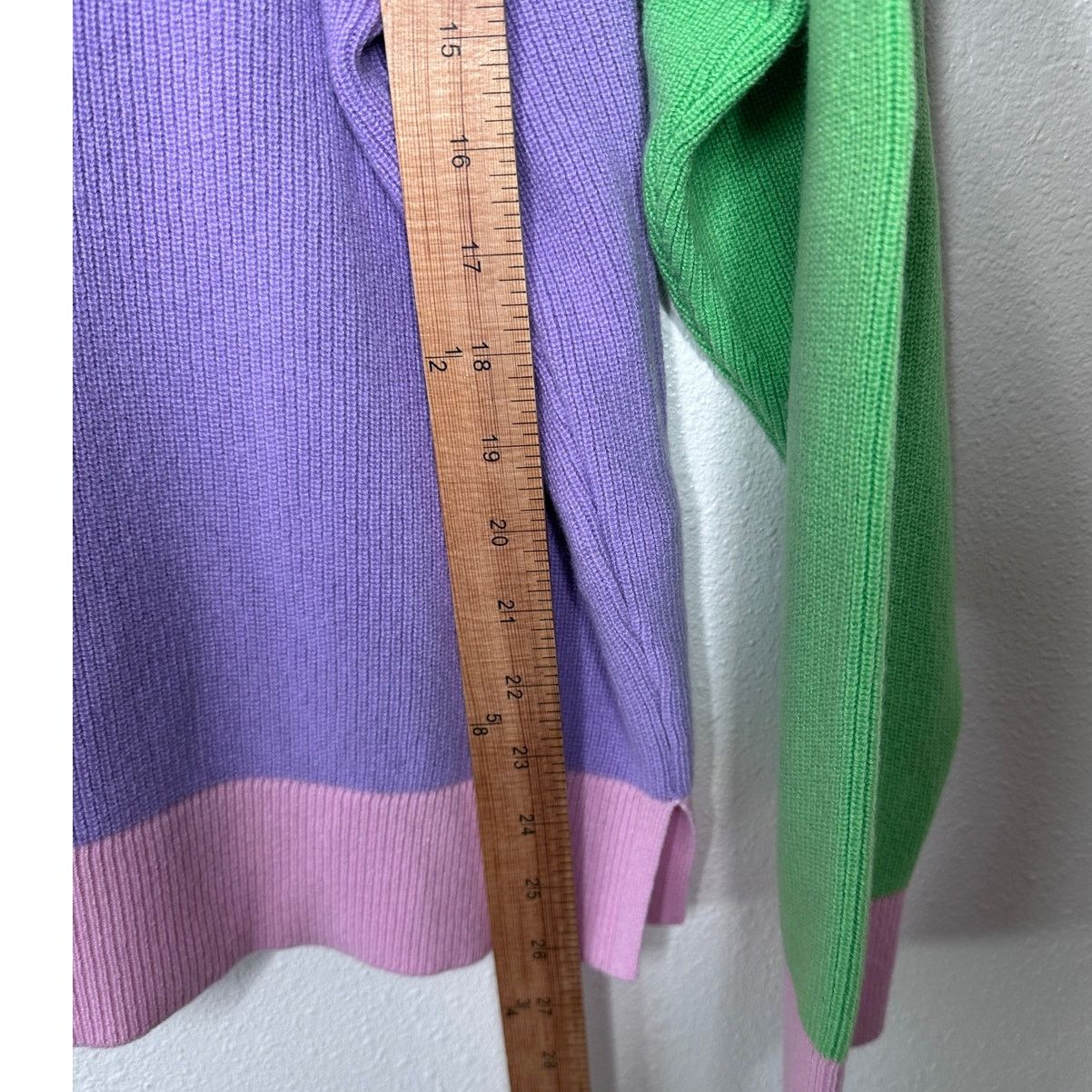 Versace Versace Colorblock Cashmere V-Neck Sweater Women’s S IT38 Size S / US 4 / IT 40 - 12 Thumbnail