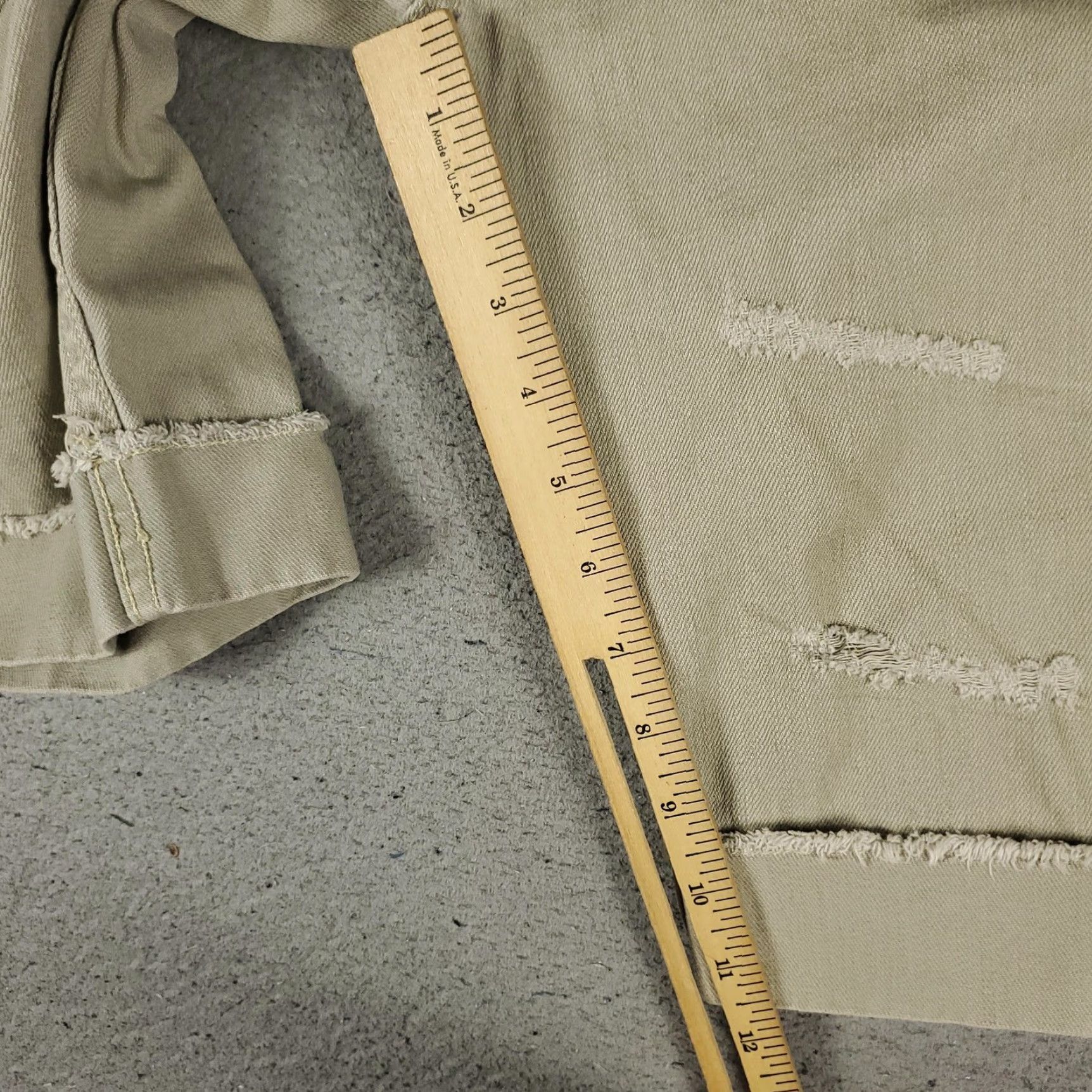 Akademiks Akademiks Mens Chino Shorts 44 Big & Tall Khaki Relaxed Fit Distressed Frayed Hem Streetwear Size US 44 / EU 60 - 6 Thumbnail