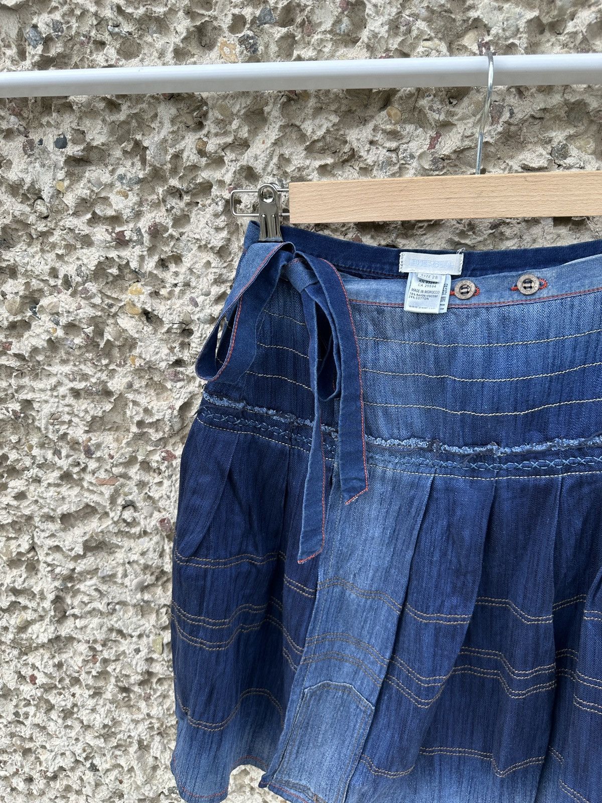 Diesel Vintage y2k Diesel denim skirt Size 28" / US 6 / IT 42 - 3 Thumbnail