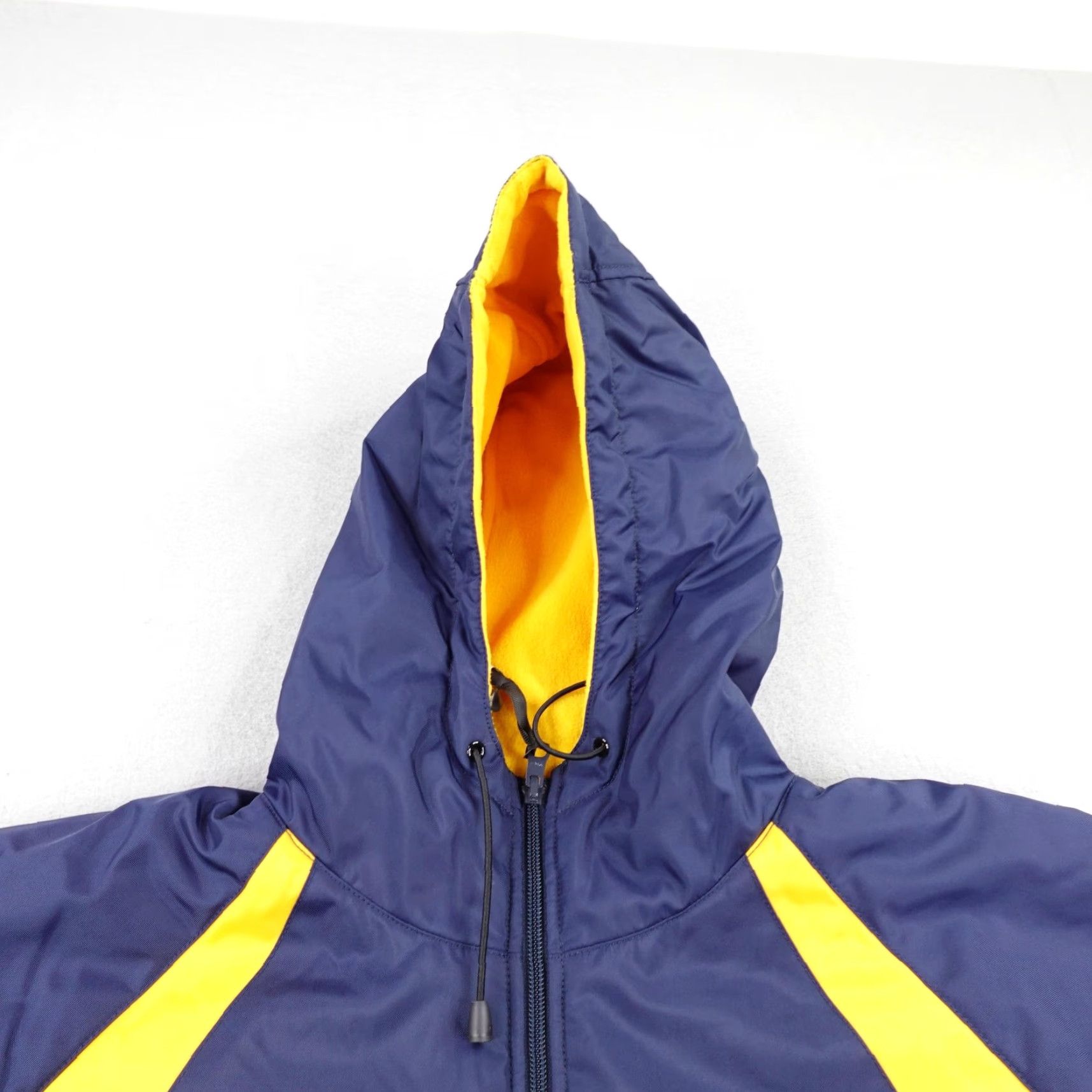 Nike VINTAGE Nike Jacket L Parka Reversible Hooded Windbreaker Fleece Blue Yellow Size US L / EU 52-54 / 3 - 2 Thumbnail