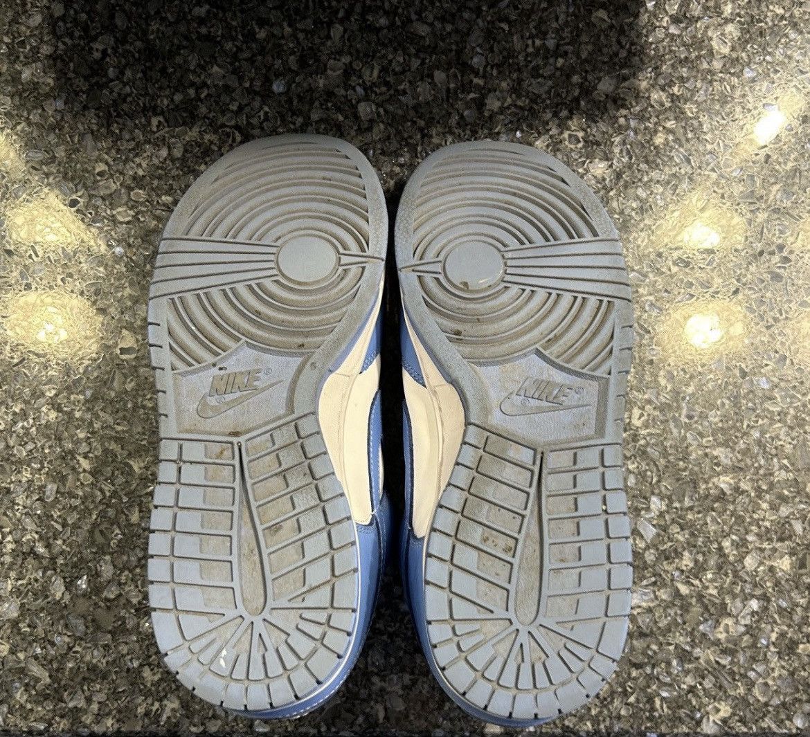 Nike Nike Dunk UNC - Size 10 Size US 10 / EU 43 - 6 Thumbnail