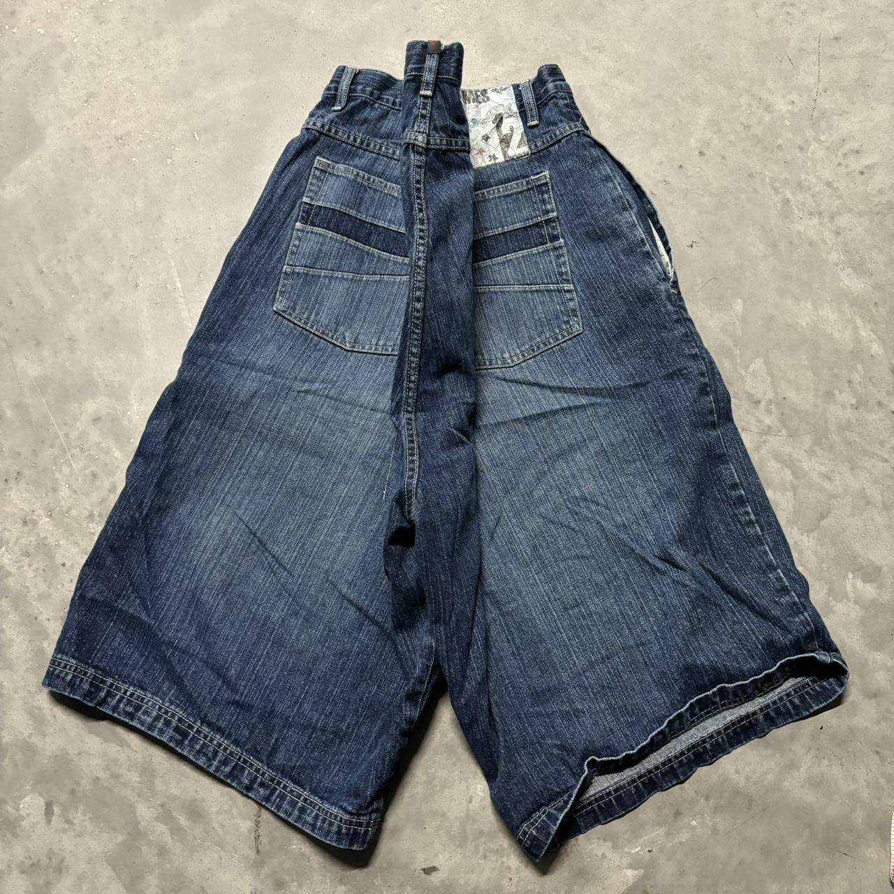 Japanese Brand × Vintage Crazy Vintage Y2K/2000s Super Baggy Grunge Dark Wash Skater Jean Shorts Jorts! Size US 40 / EU 56 - 2 Thumbnail