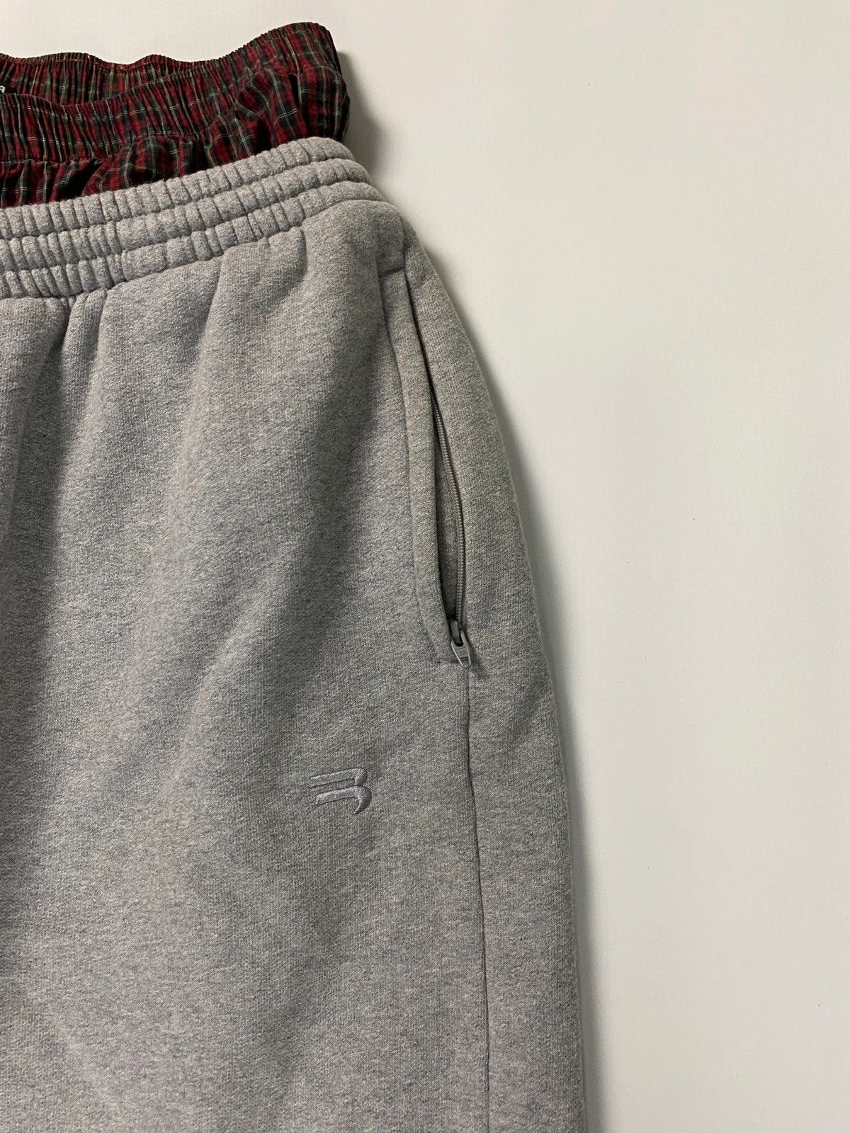 Balenciaga Balenciaga Gray Sagging Layered Trompe L’oeil Swetpants Size US 32 / EU 48 - 4 Thumbnail