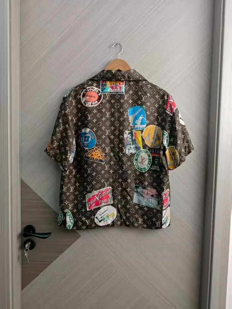 Louis Vuitton Louis Vuitton Emblem Silk Shirt Size XS / US 0-2 / IT 36-38 - 3 Thumbnail