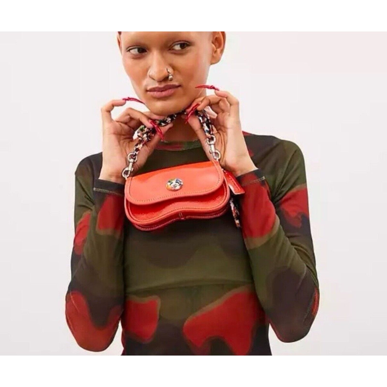Coach NWT Coach CQ853 DEEP ORANGE MINI Wavy Dinky Crossbody Bag Size ONE SIZE - 9 Thumbnail