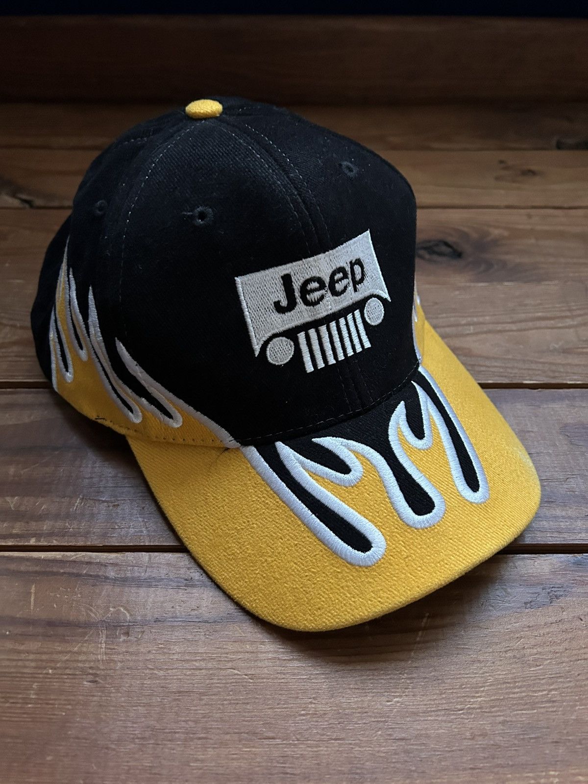 Jeep × Vintage Vintage 90s Y2K Jeep Flame Hat Size ONE SIZE - 1 Thumbnail