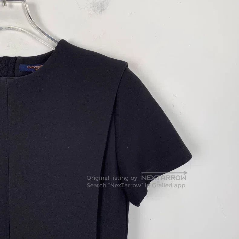 Louis Vuitton Louis Vuitton 22 Black Wool Zip Crew Neck Short Sleeve Dre Size XXS / US 00 / IT 34 - 3 Thumbnail