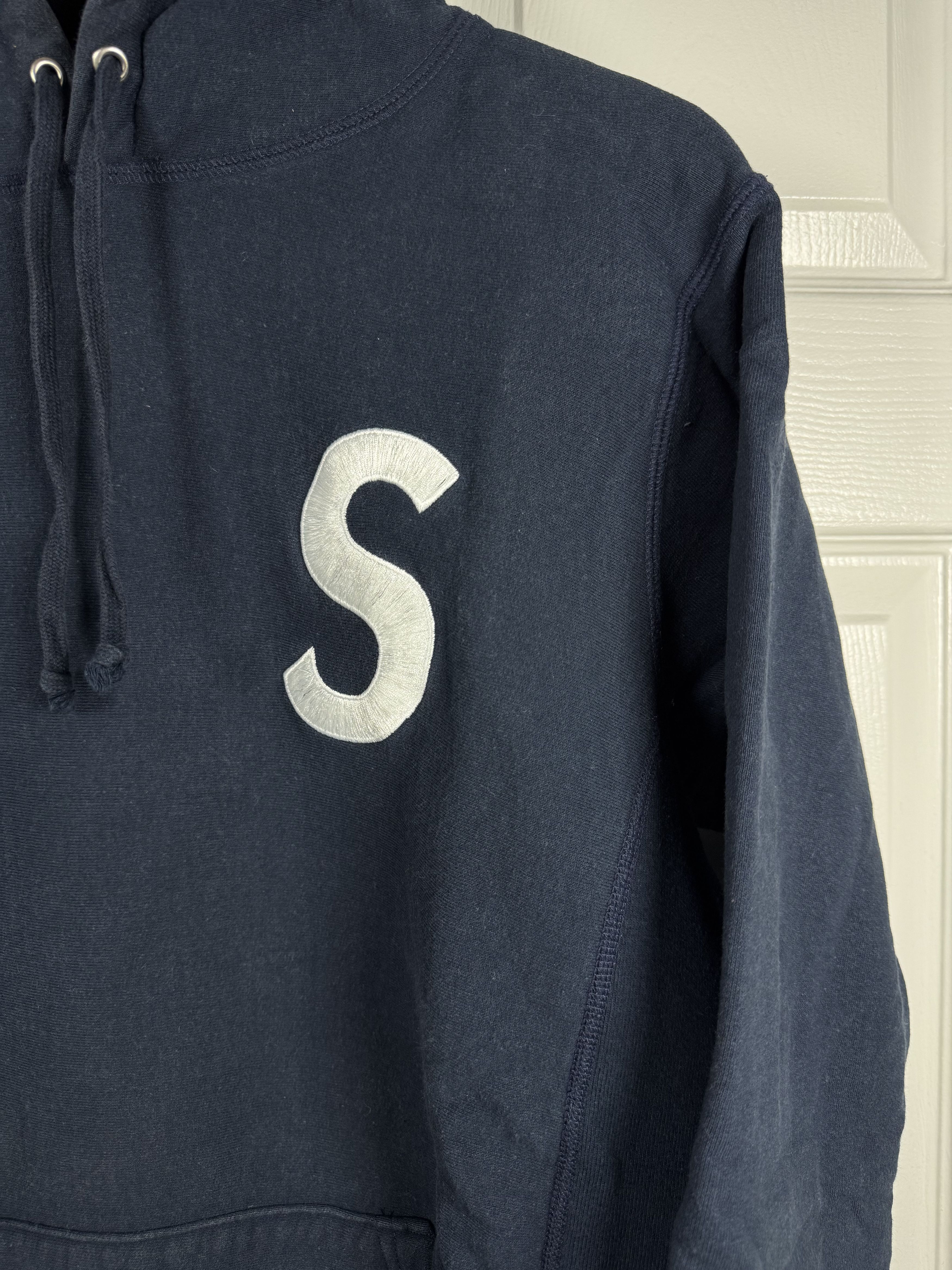 Supreme S Logo Hooded Sweatshirt Navy Blue Medium Size US M / EU 48-50 / 2 - 3 Thumbnail