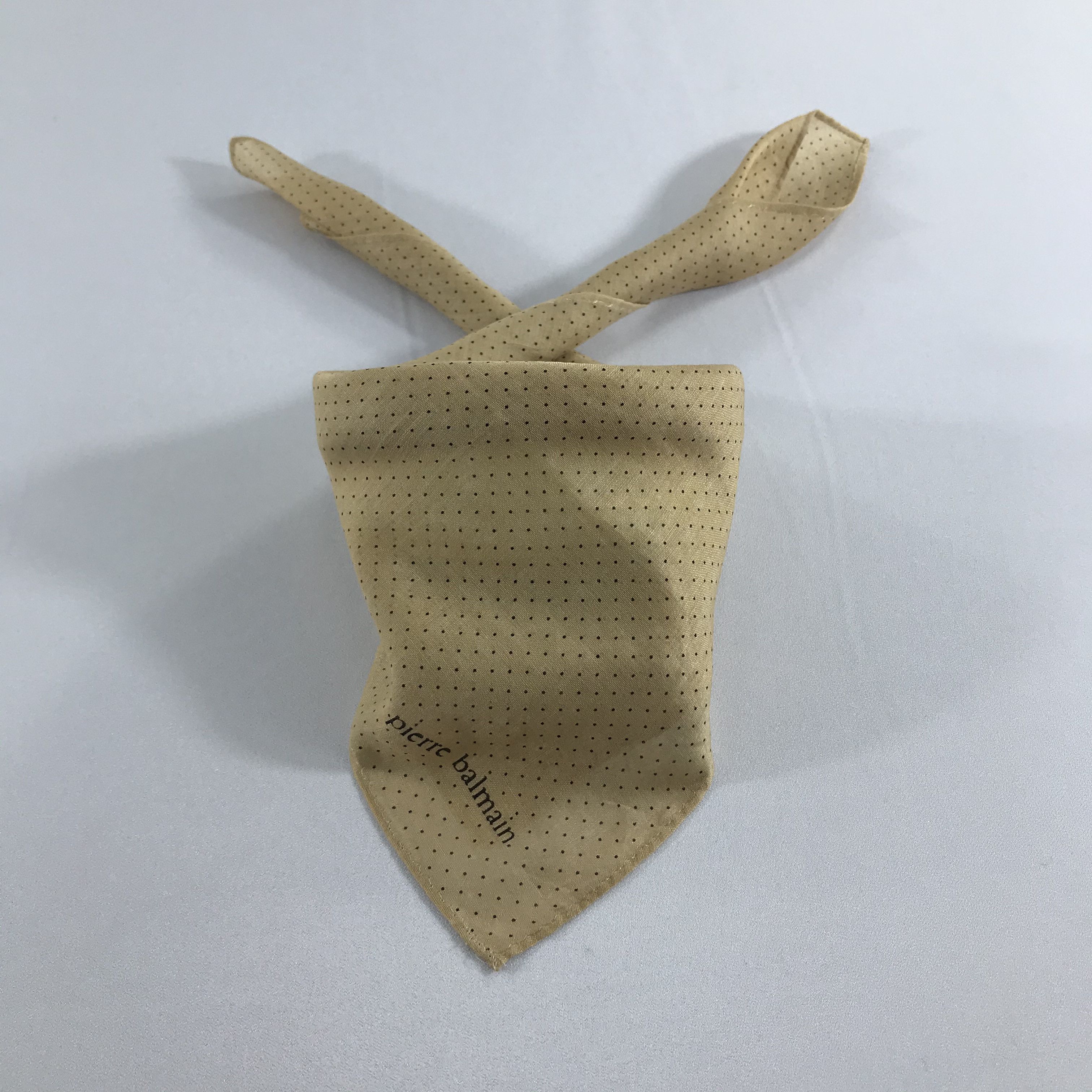 Pierre Balmain Pierre Balmain Handkerchief Neckerchief Bandana H1193 Size ONE SIZE - 1 Thumbnail
