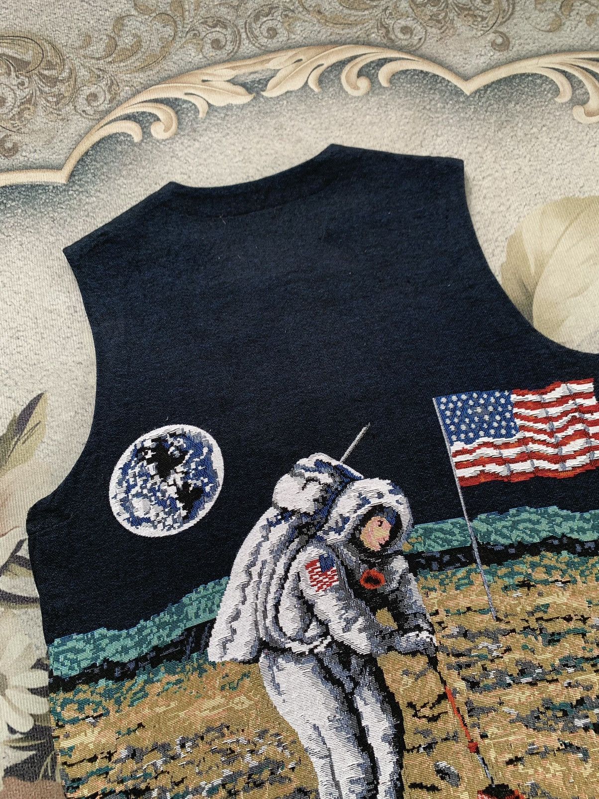Art Comes First Rare Astronaut Art Go Slow Caravan Vest Size US M / EU 48-50 / 2 - 6 Thumbnail