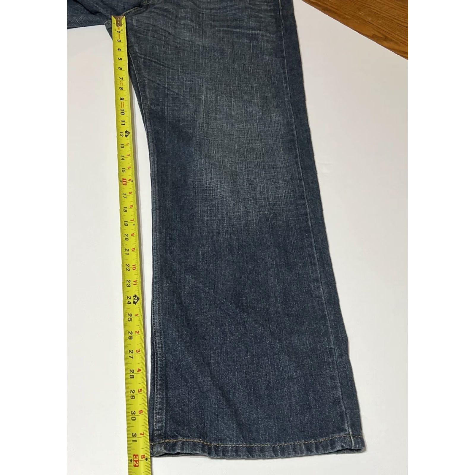 Levi's VINTAGE Levi's 569 Jeans Men's Blue 38x32 Relaxed Straight Denim Pocket Zip 5-Pocket Modern Medium Wash Size US 38 / EU 54 - 5 Thumbnail