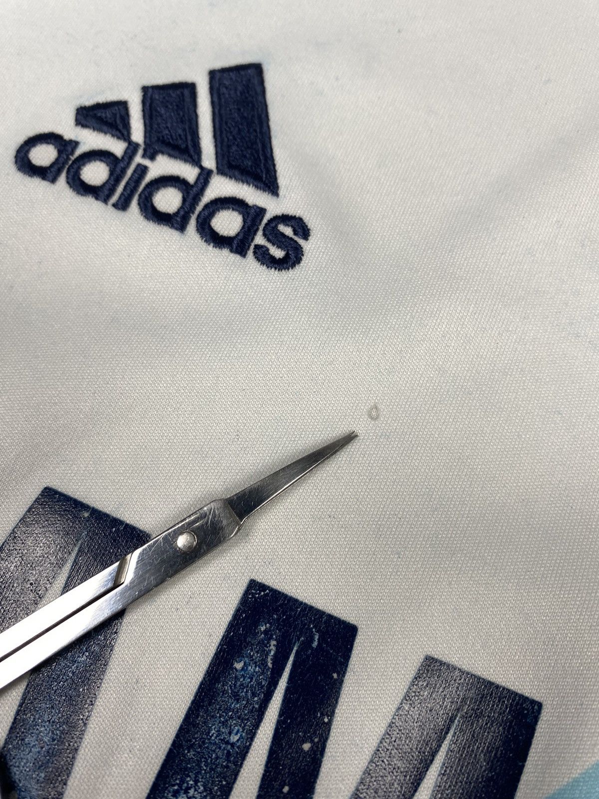 Adidas × Chelsea Soccer Adidas Chelsea 2012 2013 Samsung Away Soccer Jersey Football Size US L / EU 52-54 / 3 - 8 Thumbnail